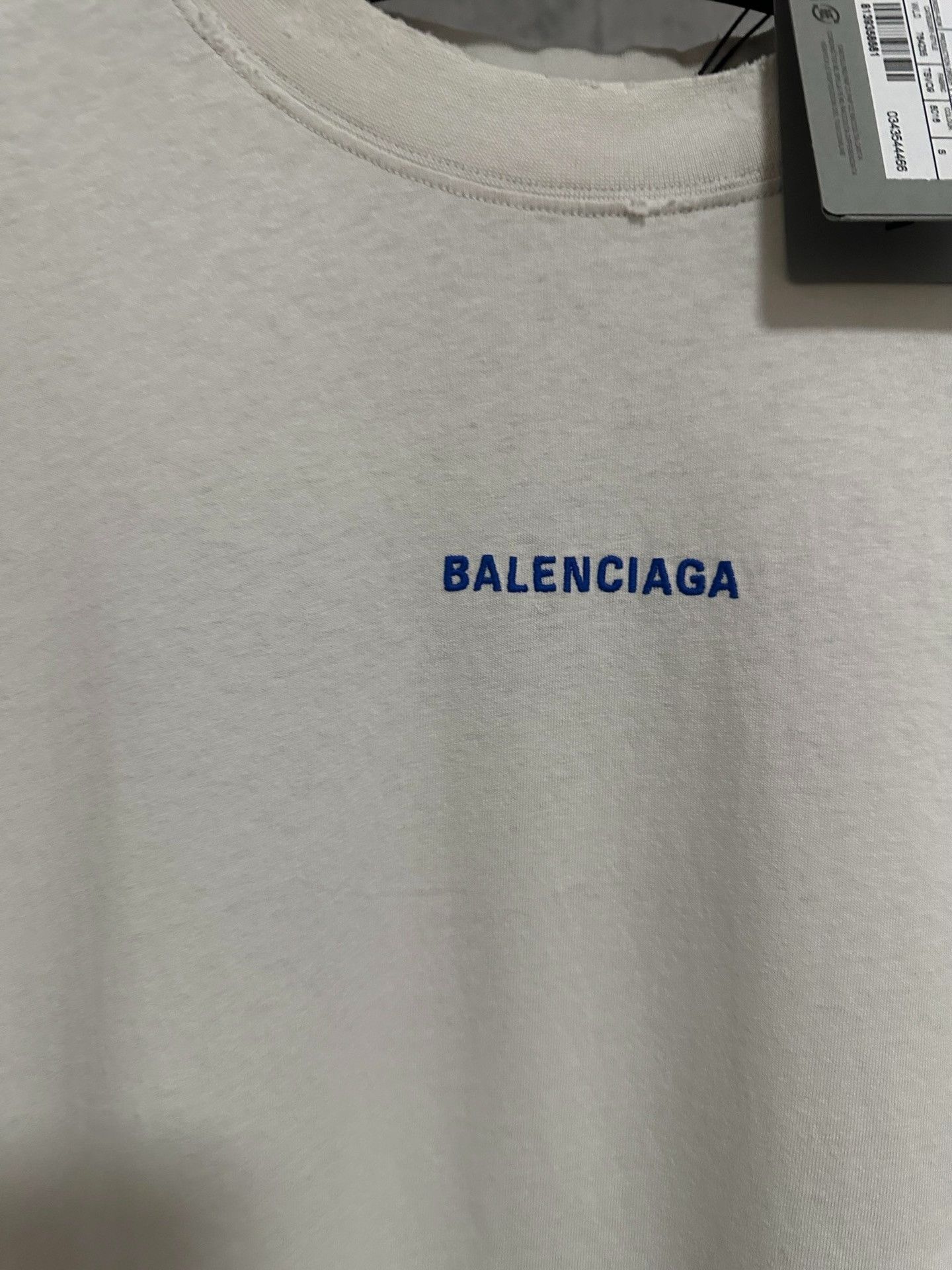 Balenciaga Balenciaga 25SS Embroidered Logo Distressed T-Shirt Size US S / EU 44-46 / 1 - 2 Thumbnail