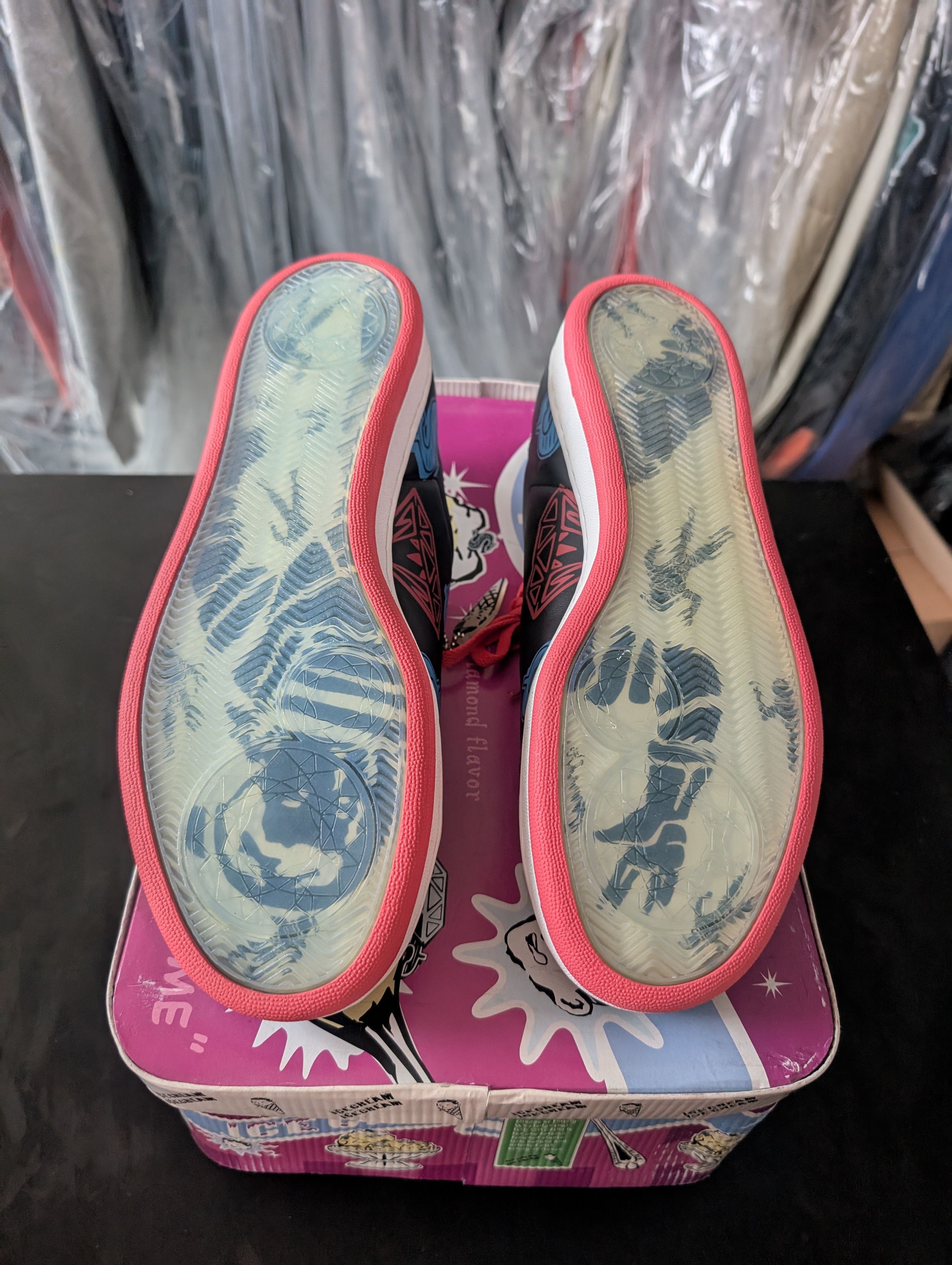 Icecream × Reebok ICECREAM LOW BLK/RED/P BLUE Brand New Deadstock Size US 11 / EU 44 - 7 Thumbnail