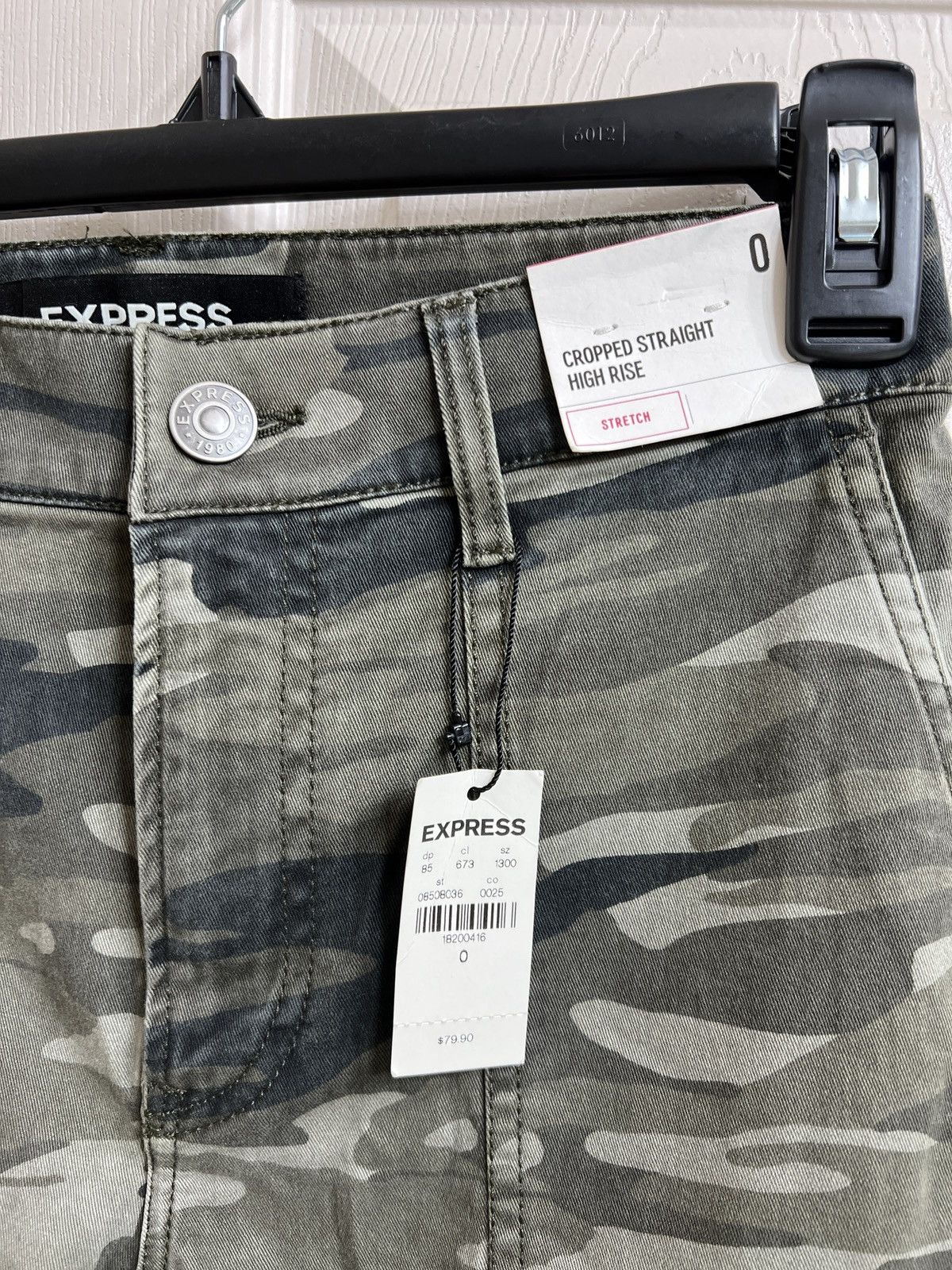 Express Express camouflage high-rise pants size 0 Size 25" / US 0 / IT 36 - 2 Thumbnail