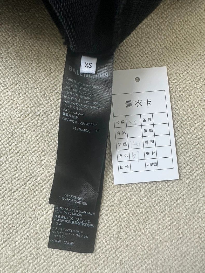 Balenciaga Balenciaga Tape 3 B 2-in-1 Patchwork Wash Break Long Sleev Size US XS / EU 42 / 0 - 5 Thumbnail