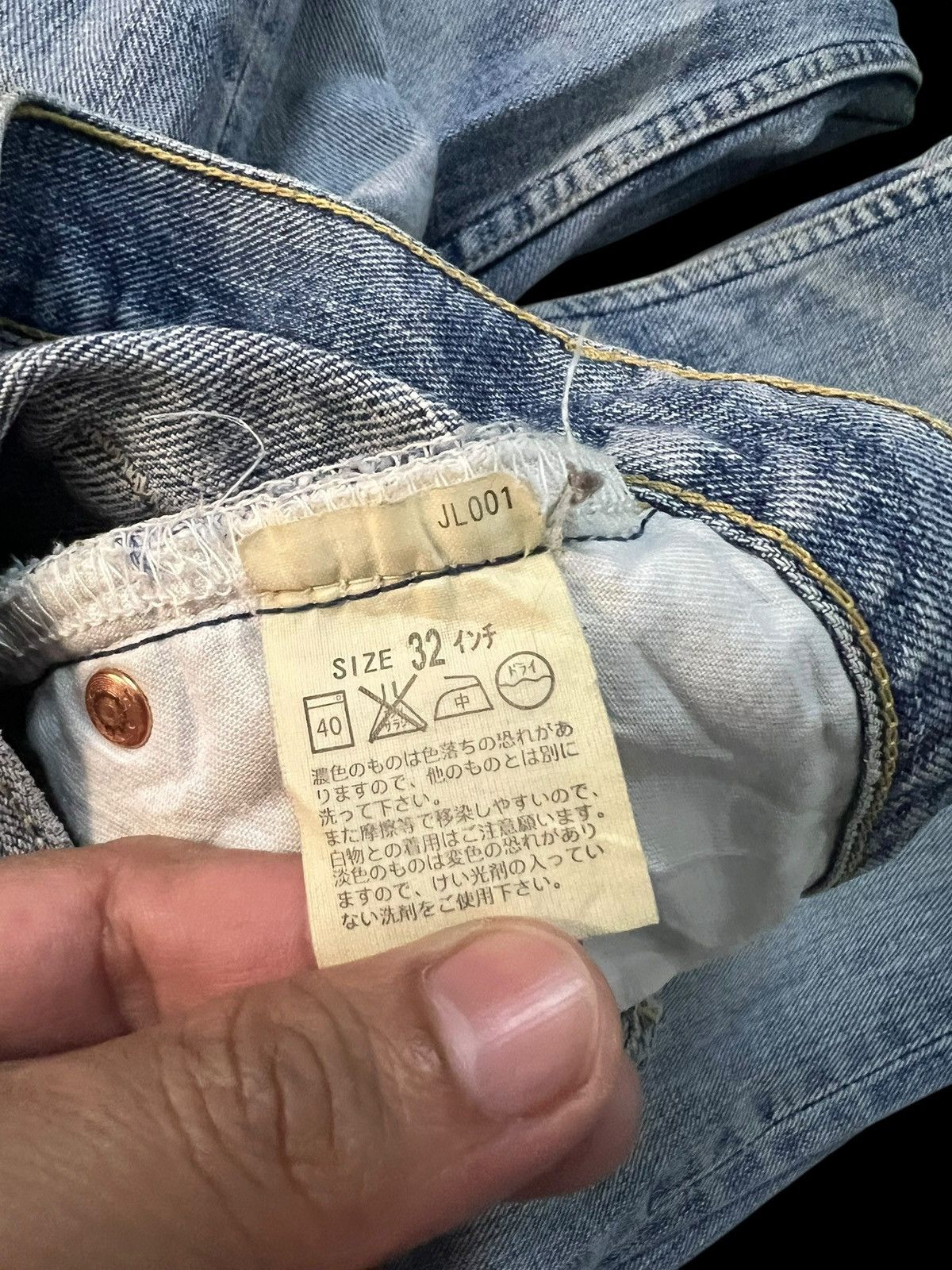Levi's Vintage Levi’s 533 Distress Faded Denim Jean Size US 31 - 18 Thumbnail
