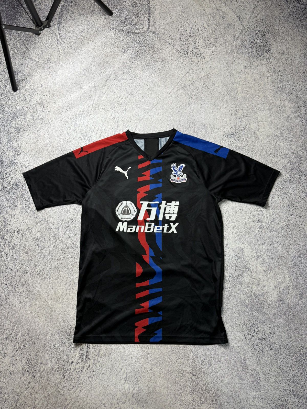 Puma Crystal Palace 2019 2020 Jersey Puma Player Davis #17 Size US M / EU 48-50 / 2 - 4 Thumbnail