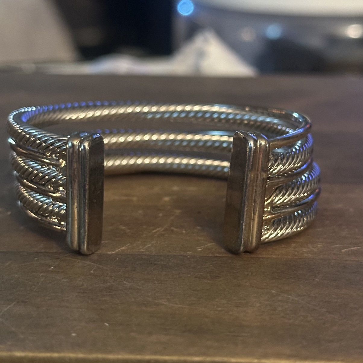 Other Two tone crossover open cuff bracelet Size ONE SIZE - 5 Thumbnail