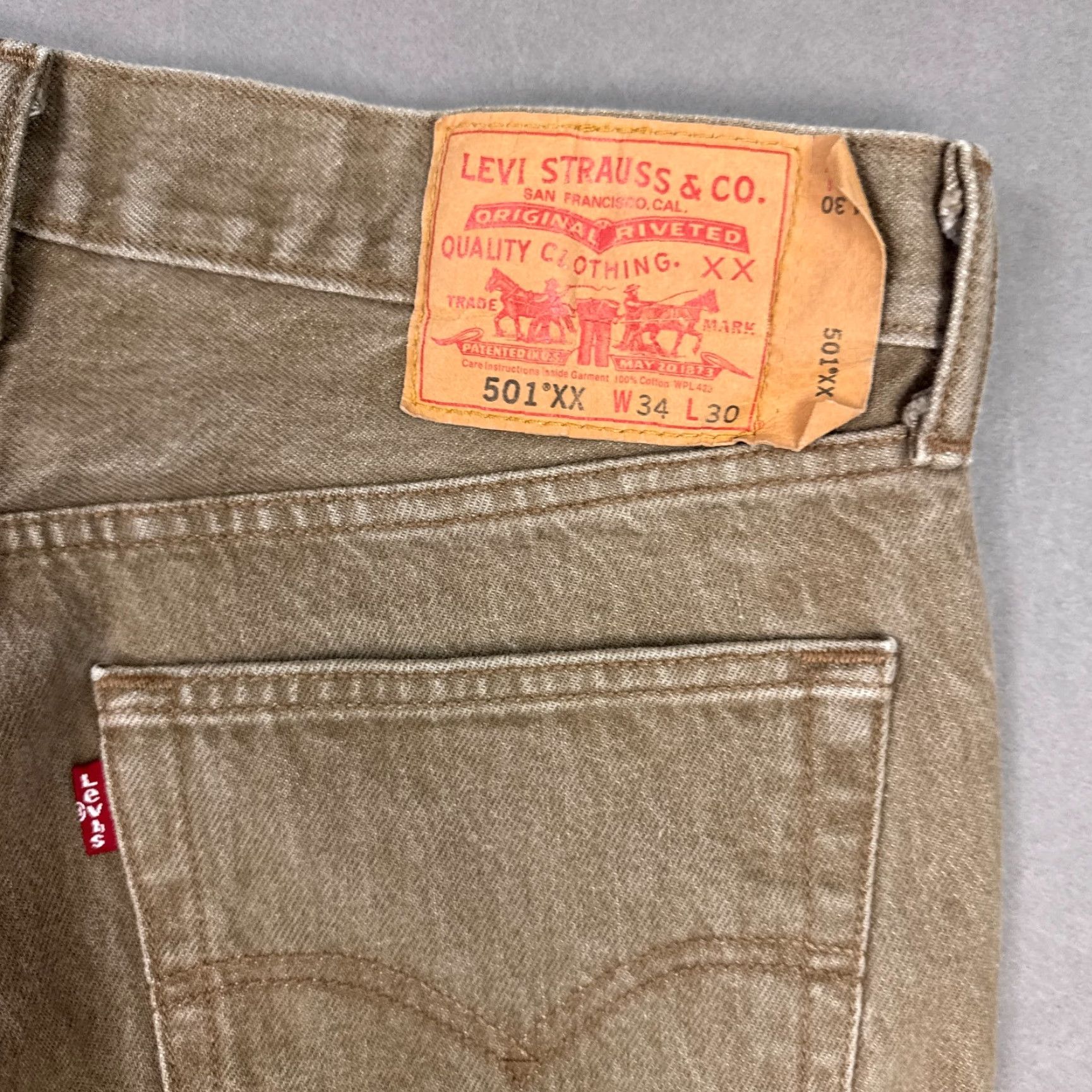 Levi's VINTAGE Levis 501 Jeans Mens 32x27 Denim Jeans Button Fly Straight Work Size US 34 / EU 50 - 6 Thumbnail