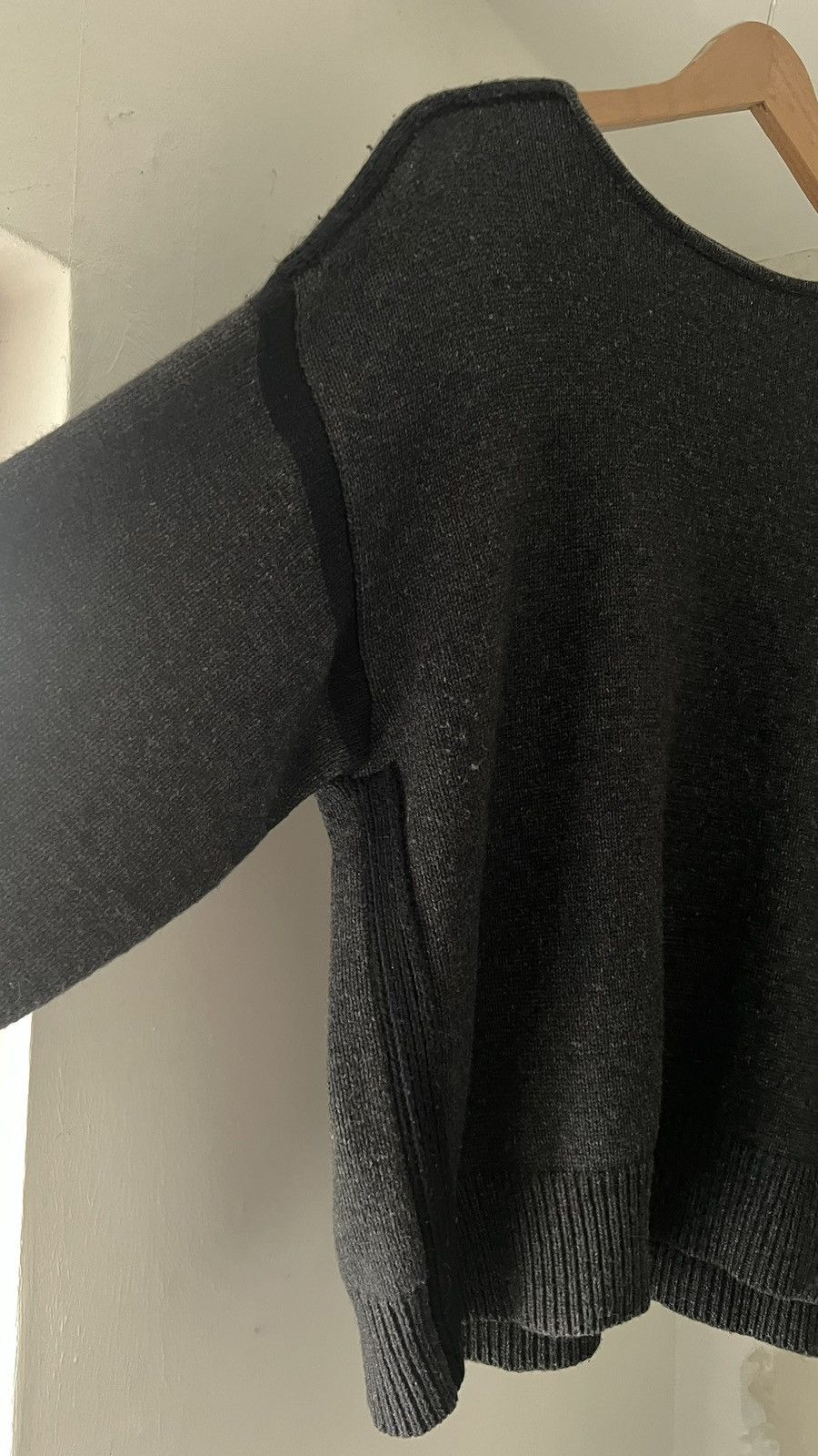 Dries Van Noten Grey Dries van Noten Cropped Wool Sweater Size US L / EU 52-54 / 3 - 2 Thumbnail