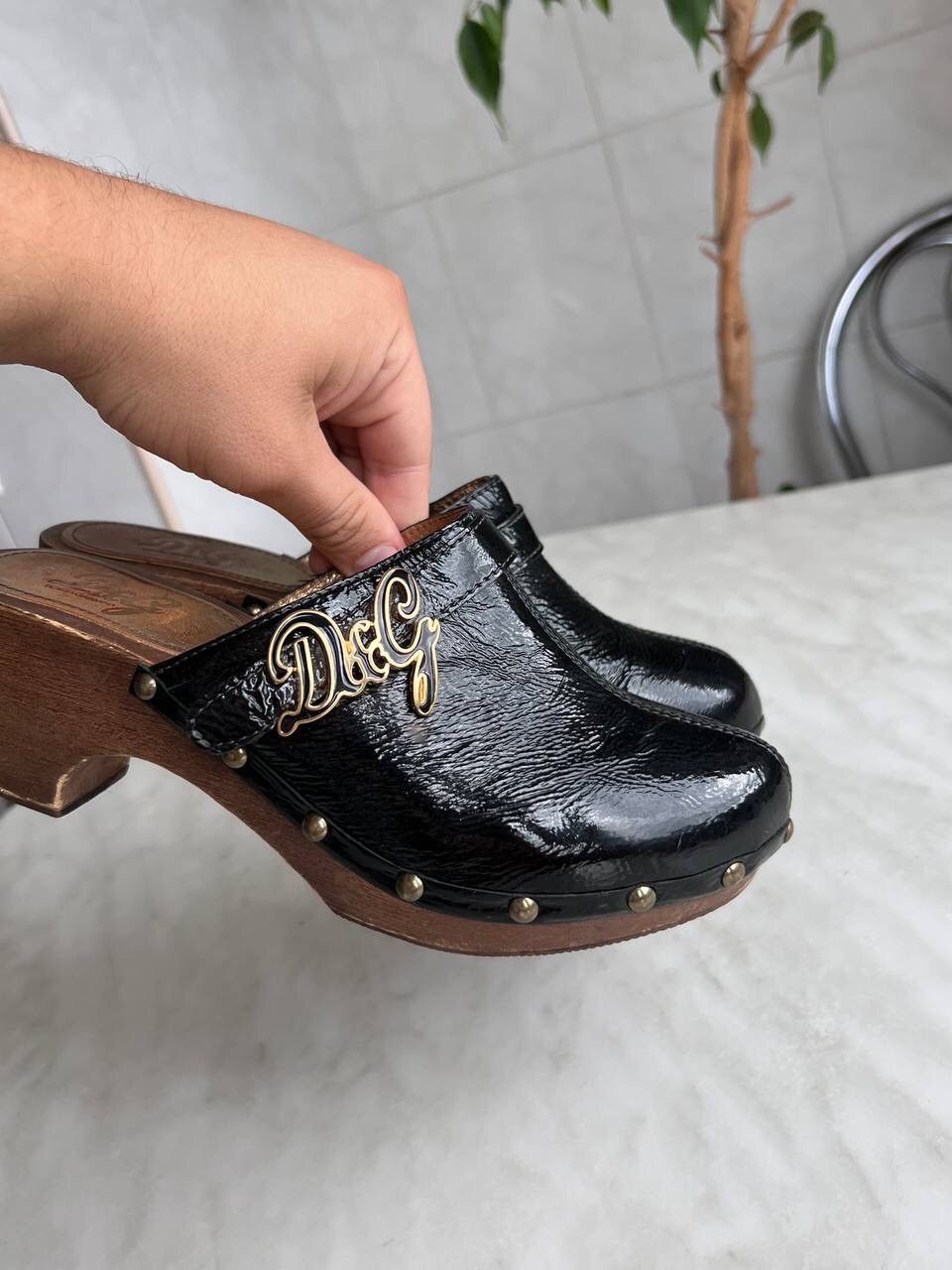 Dolce & Gabbana Dolce & Gabbana Clogs 90s/00s Vintage Sandals Woods Learher Size US 7.5 / IT 37.5 - 8 Thumbnail