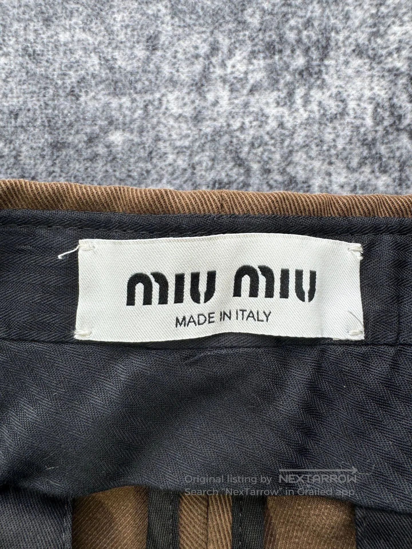 Miu Miu miu miu brown embroidered logo shorts. Size 35" - 3 Thumbnail