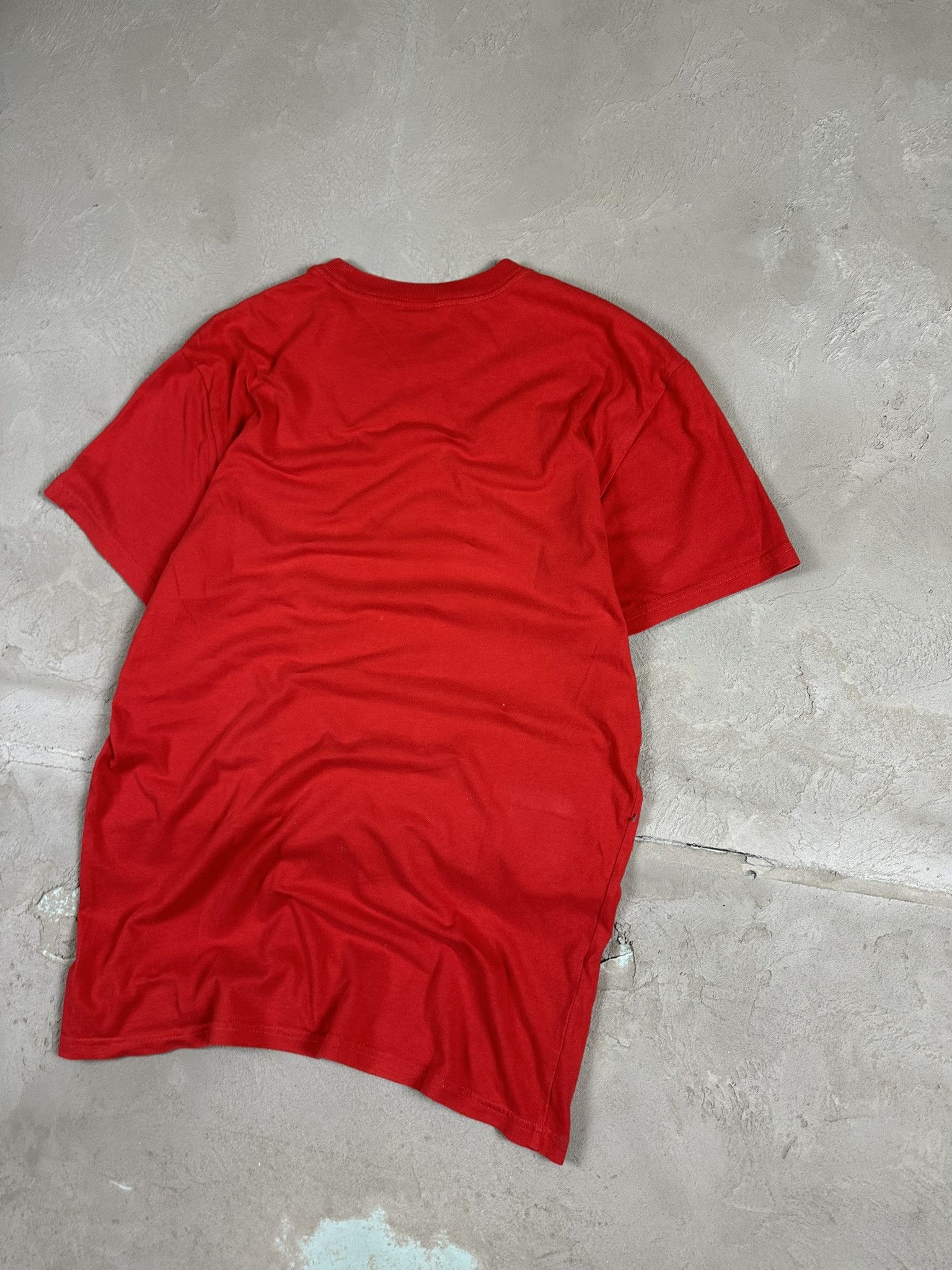 Oakley Vintage Y2k Oakley Circle Logo T-shirt Size US M / EU 48-50 / 2 - 11 Thumbnail
