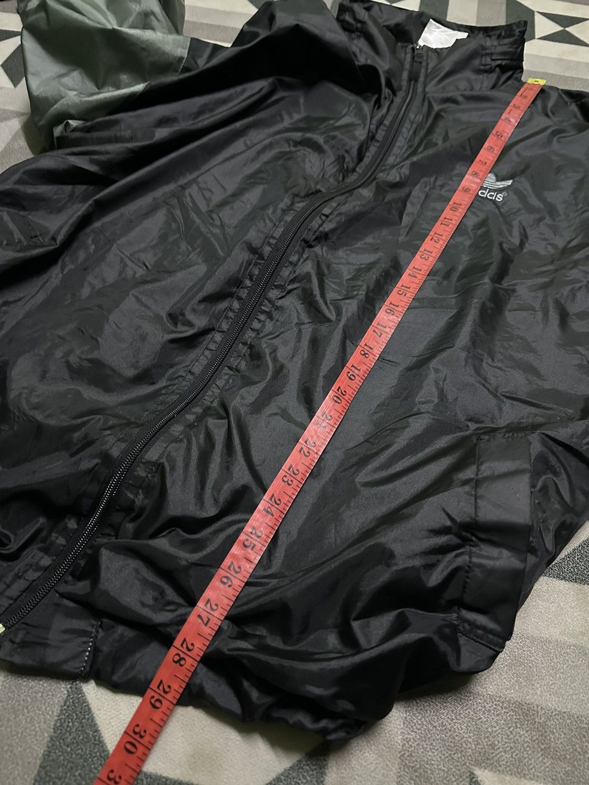 Adidas Vintage 90s Adidas windbreaker jacket Size US L / EU 52-54 / 3 - 8 Thumbnail
