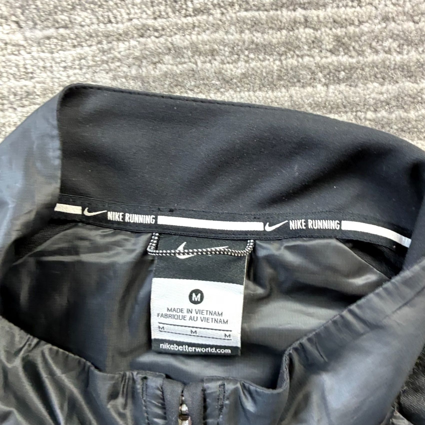 Nike Nike Vest Mens Medium Black Lightweight Insulated Zip Windbreaker Softshell Polyfill Sportswear Size US M / EU 48-50 / 2 - 7 Thumbnail