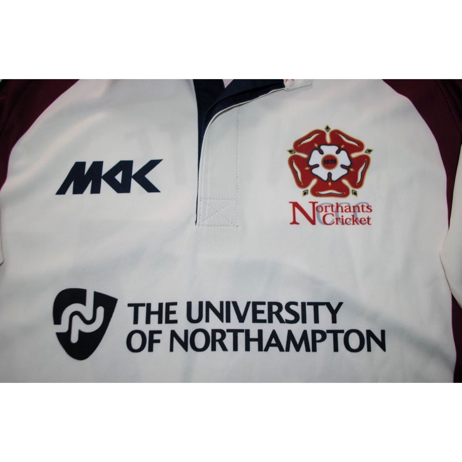 Vintage VINTAGE NORTHAMPTONSHIRE COUNTY CRICKET CLUB LONGSLEEVE SHIRT JERSEY WHITE SIGNED M Mens M BNWT Size US M / EU 48-50 / 2 - 3 Thumbnail