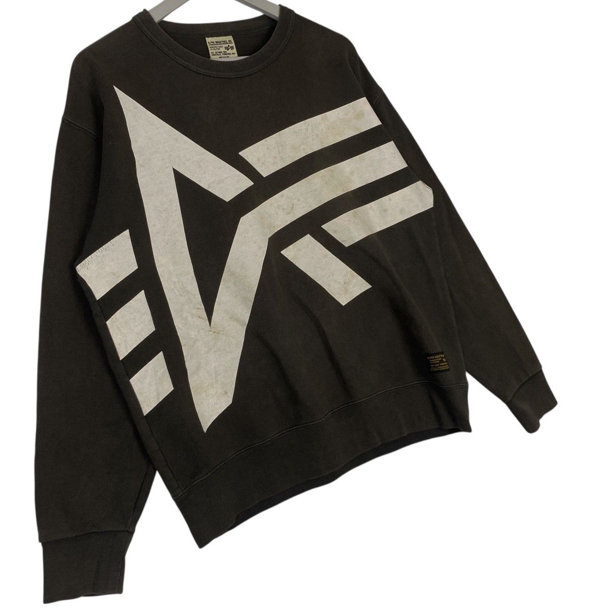 Other Vintage Alpha Industries Crewneck Sweatshirt Brown Size M Size US M / EU 48-50 / 2 - 3 Thumbnail