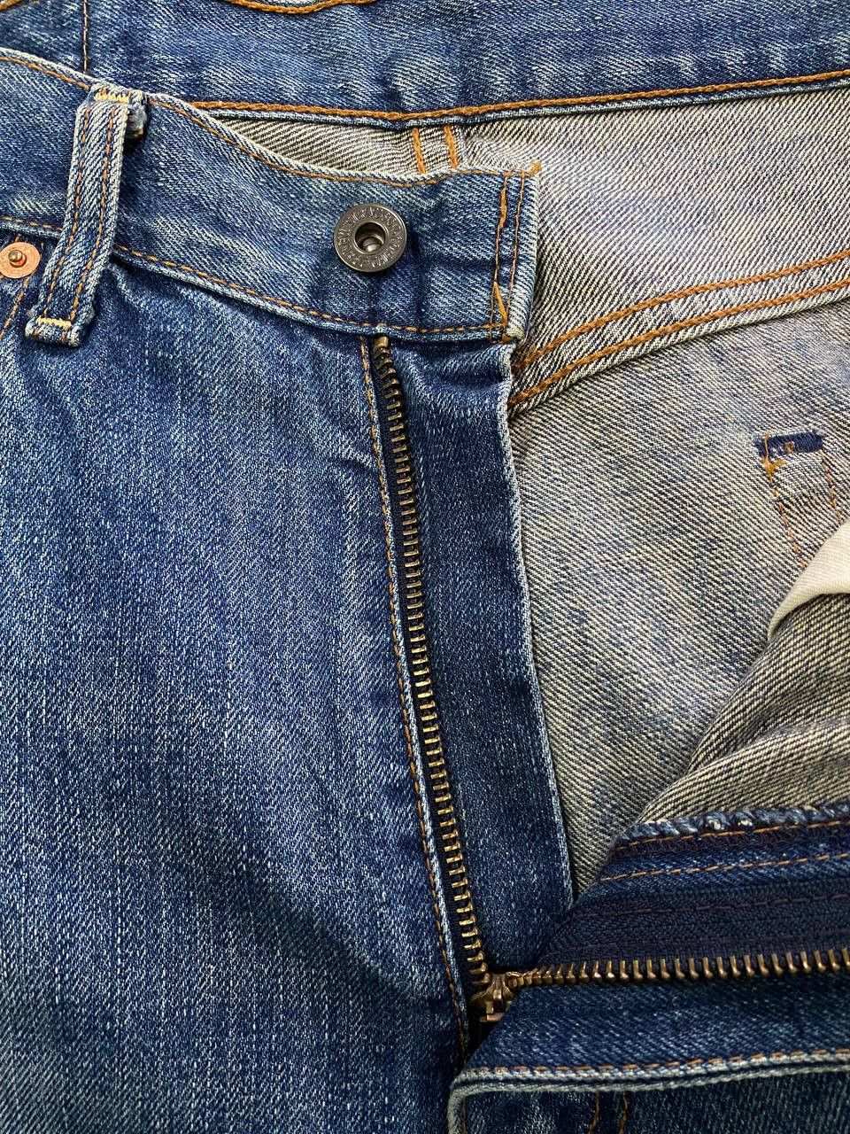 vintage levis 504 very nice design denim