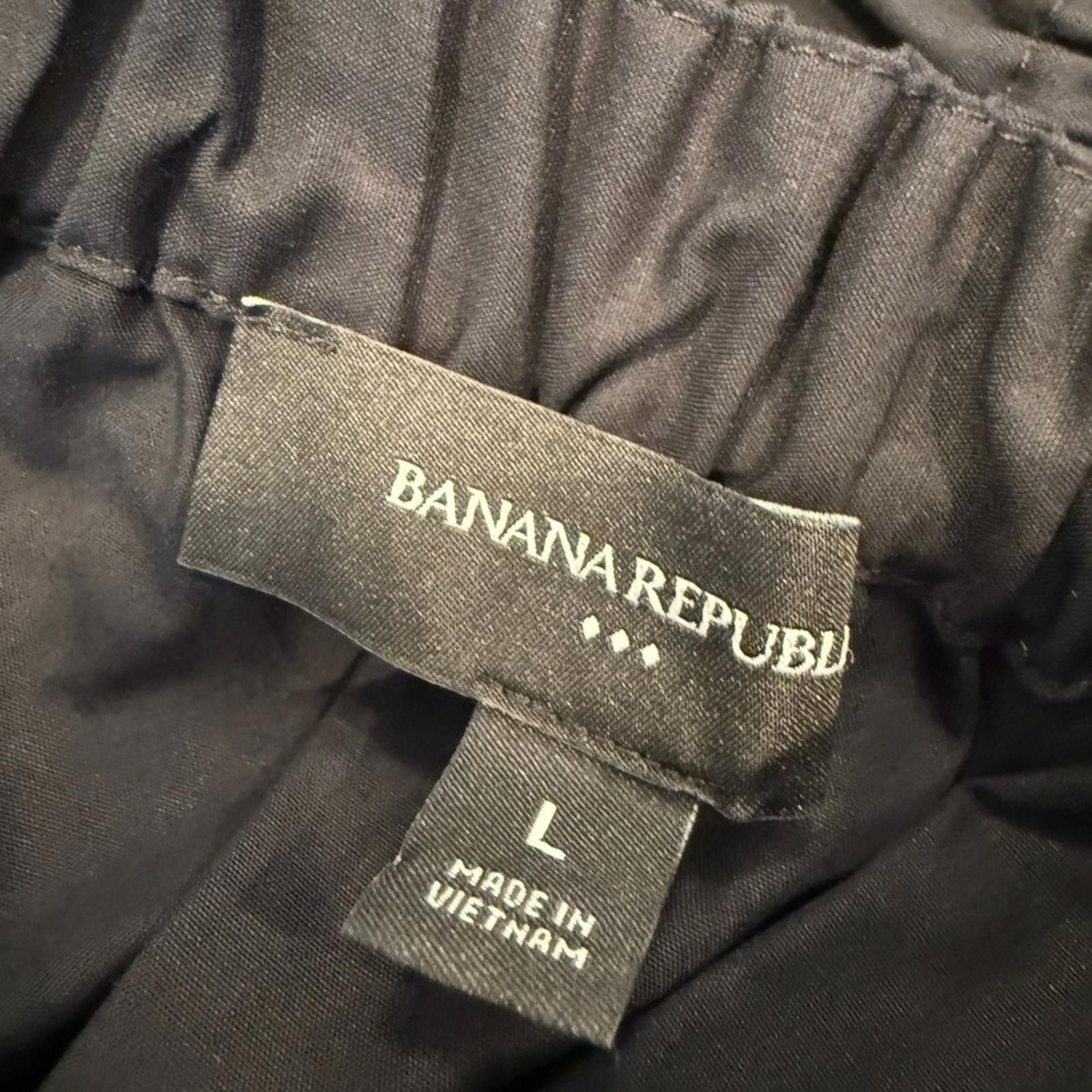 Banana Republic Banana Republic Factory black crop top ruffled SZ LG Size L / US 10 / IT 46 - 5 Thumbnail