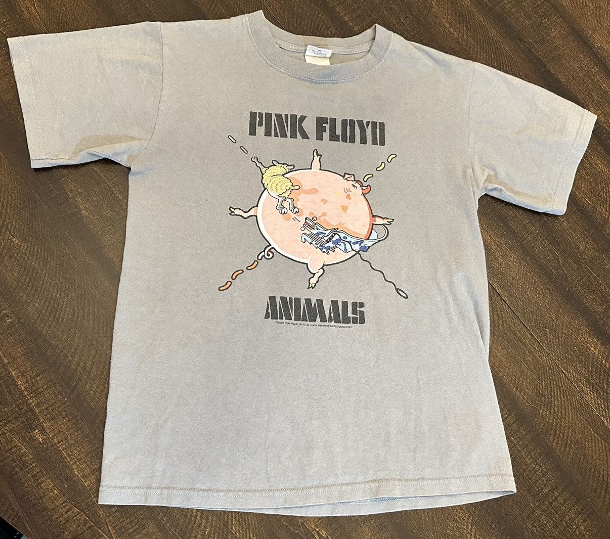 Anvil 2009 Pink Floyd Animals Men’s T-Shirt Red Anvil Tag-Small Size US S / EU 44-46 / 1 - 1 Thumbnail