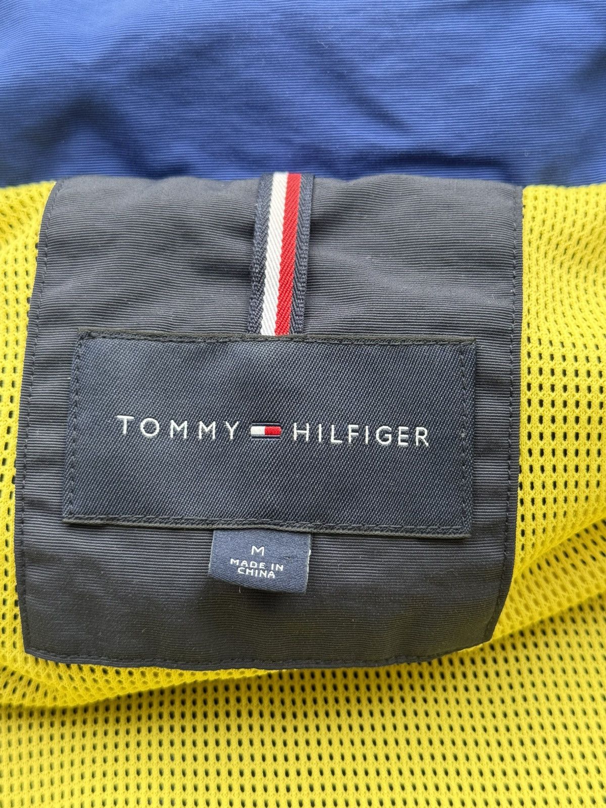 Tommy Hilfiger 90s Lightweight Colorblocked Sailing Jacket Size US M / EU 48-50 / 2 - 9 Thumbnail