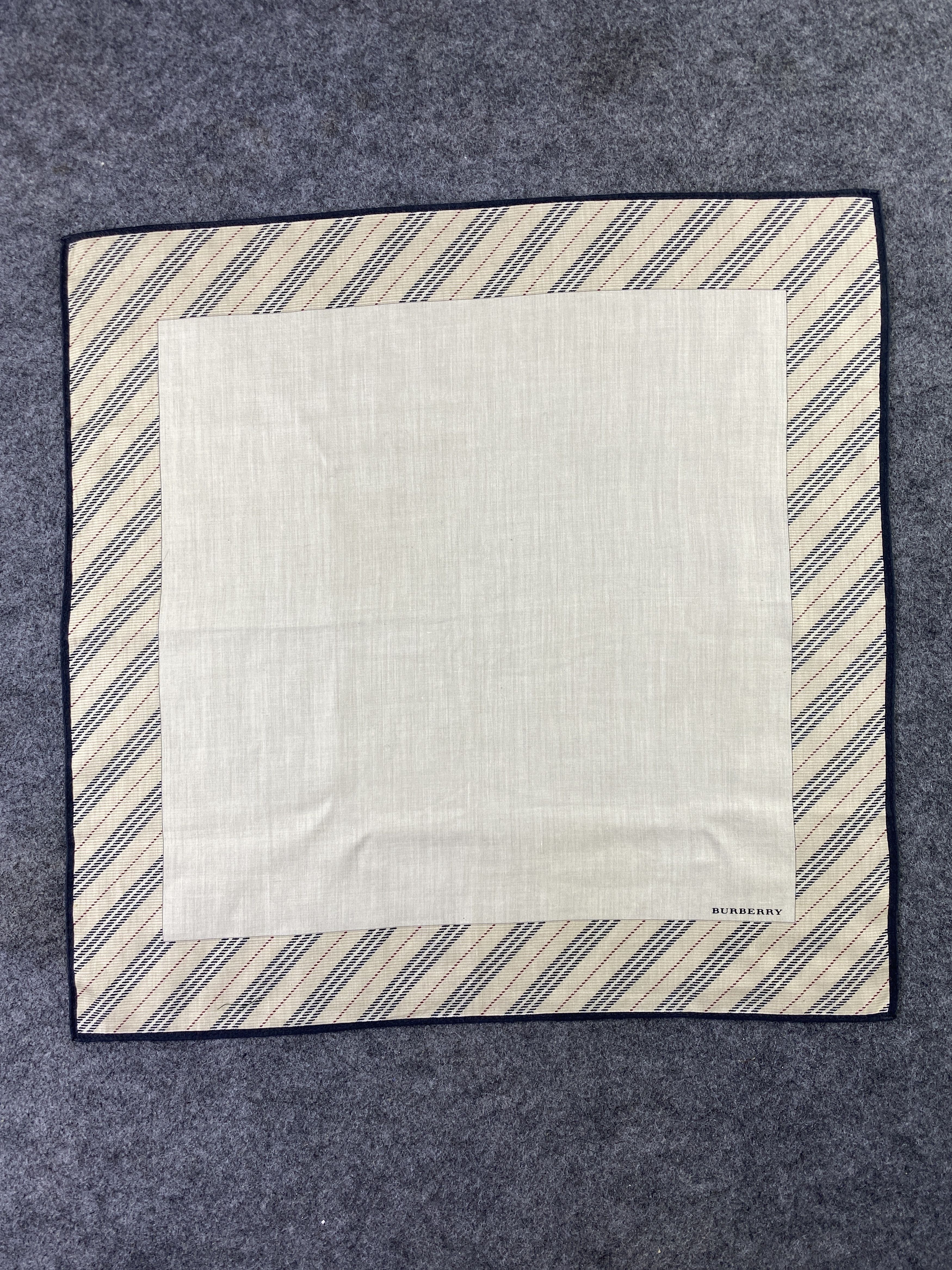 Burberry Burberry Handkerchief / Bandana / Neckerchief-B369 Size ONE SIZE - 3 Thumbnail