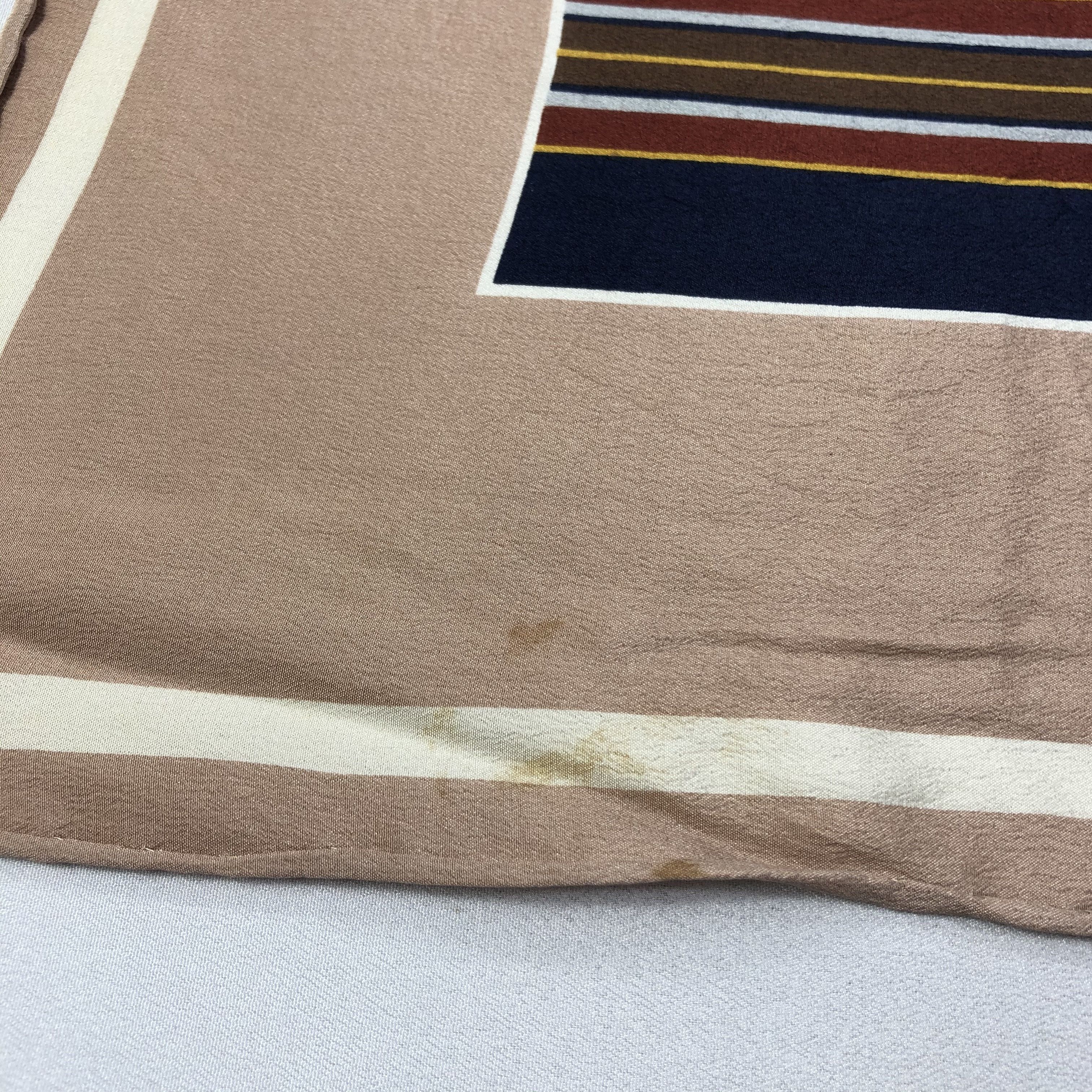 Vintage × Yves Saint Laurent Vintage Yves Saint Laurent Silk Scarf Size ONE SIZE - 5 Thumbnail