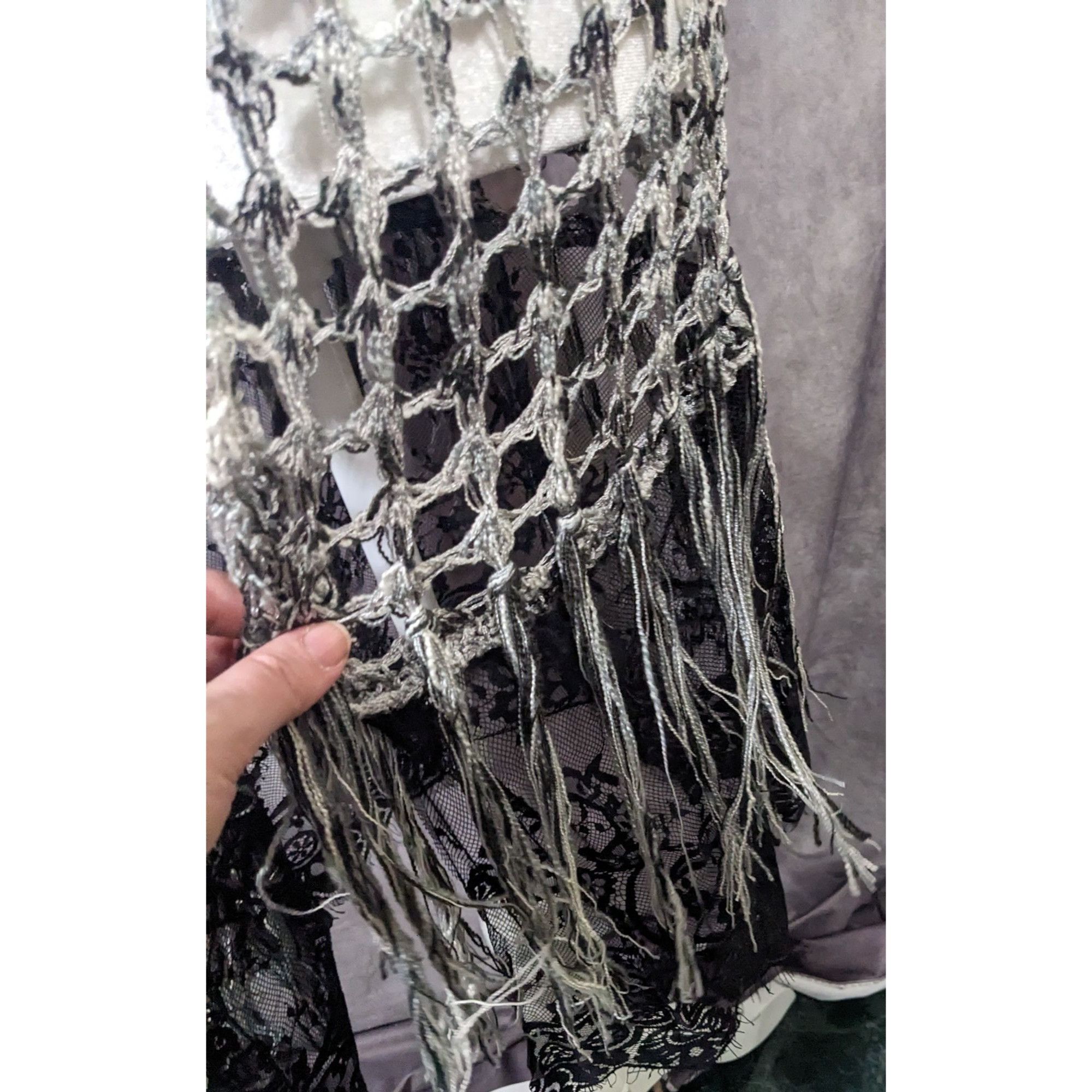Other And'Or Knit Crochet Fringe Vest With Lace Details Size S/M Size S / US 4 / IT 40 - 12 Thumbnail