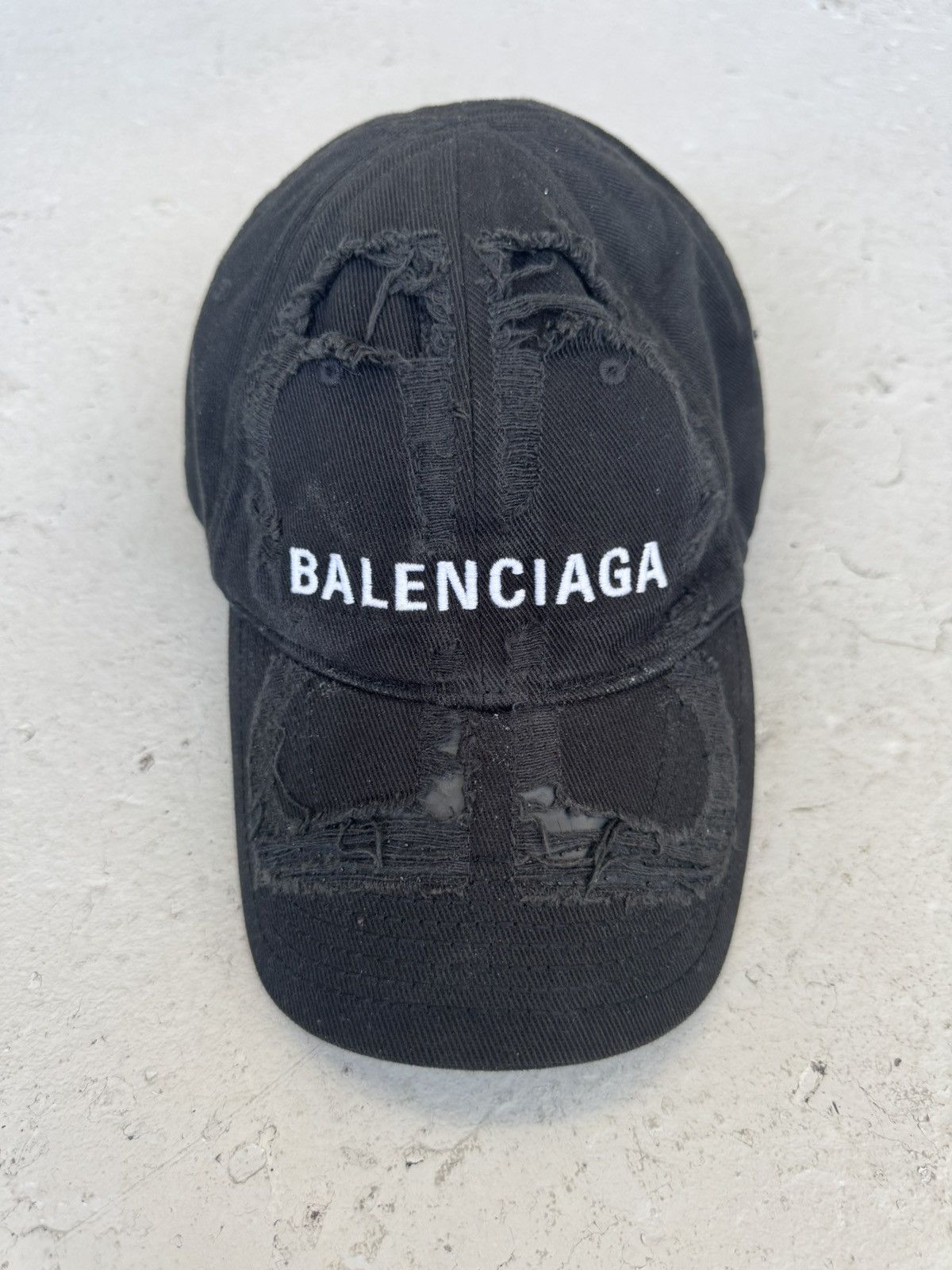 Balenciaga Balenciaga Distressed Sabotage Cap Size ONE SIZE - 1 Thumbnail