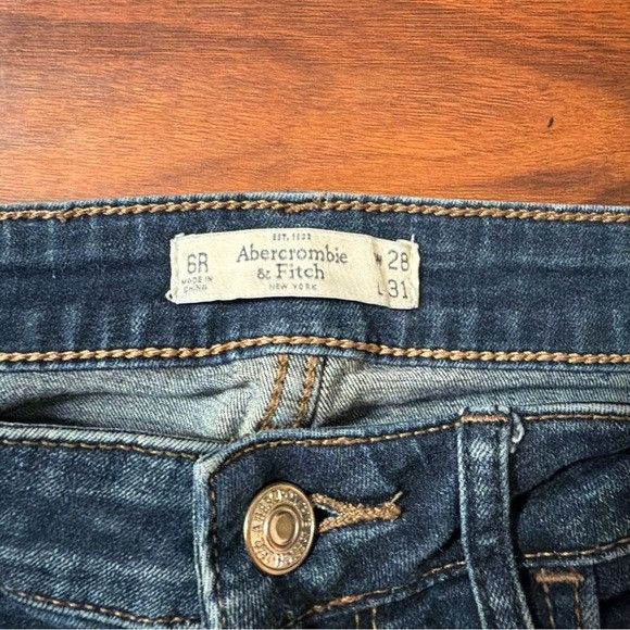 Abercrombie & Fitch Abercrombie & Fitch Dark Blue Denim Jeans Sz 6R 28 x 31 Size 28" / US 6 / IT 42 - 5 Thumbnail