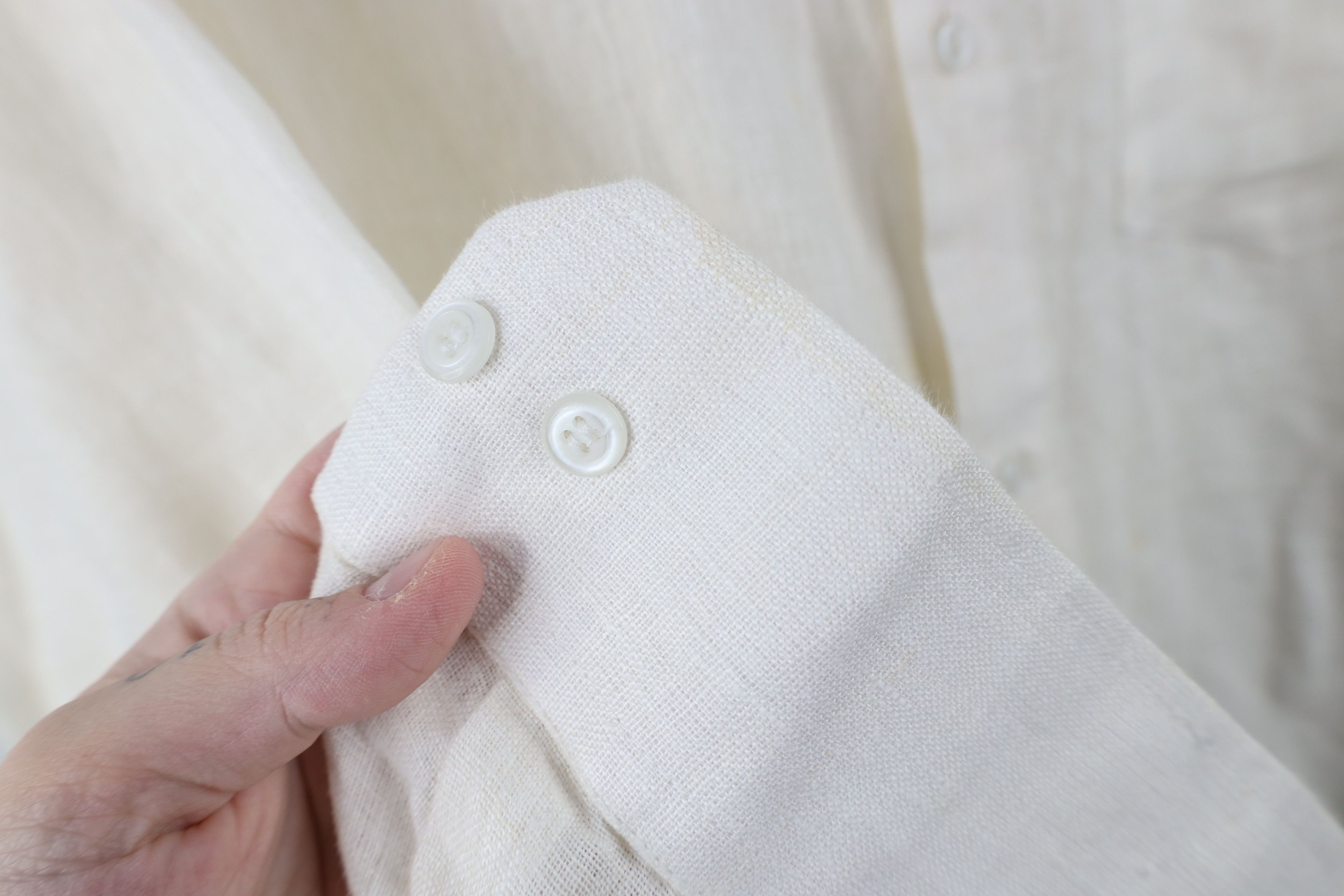 Vintage Vintage 70s Streetwear Linen Collared Button Shirt Cream USA Size US XL / EU 56 / 4 - 8 Thumbnail