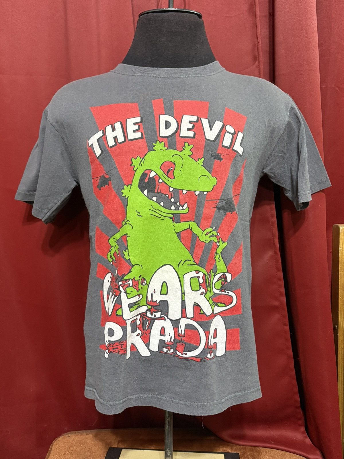 Band Tees Vintage The Devil Wears Prada Tshirt Y2k Band Grail RugRats Size US M / EU 48-50 / 2 - 1 Thumbnail