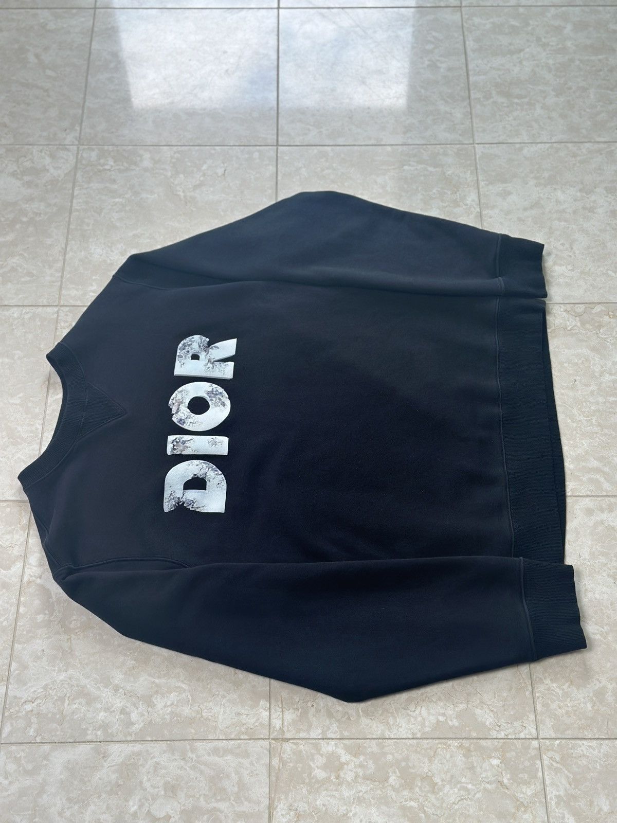 Dior Medium DIOR SS20 Daniel Arsham Faded 3D Logo Print Crewneck Size US M / EU 48-50 / 2 - 3 Thumbnail