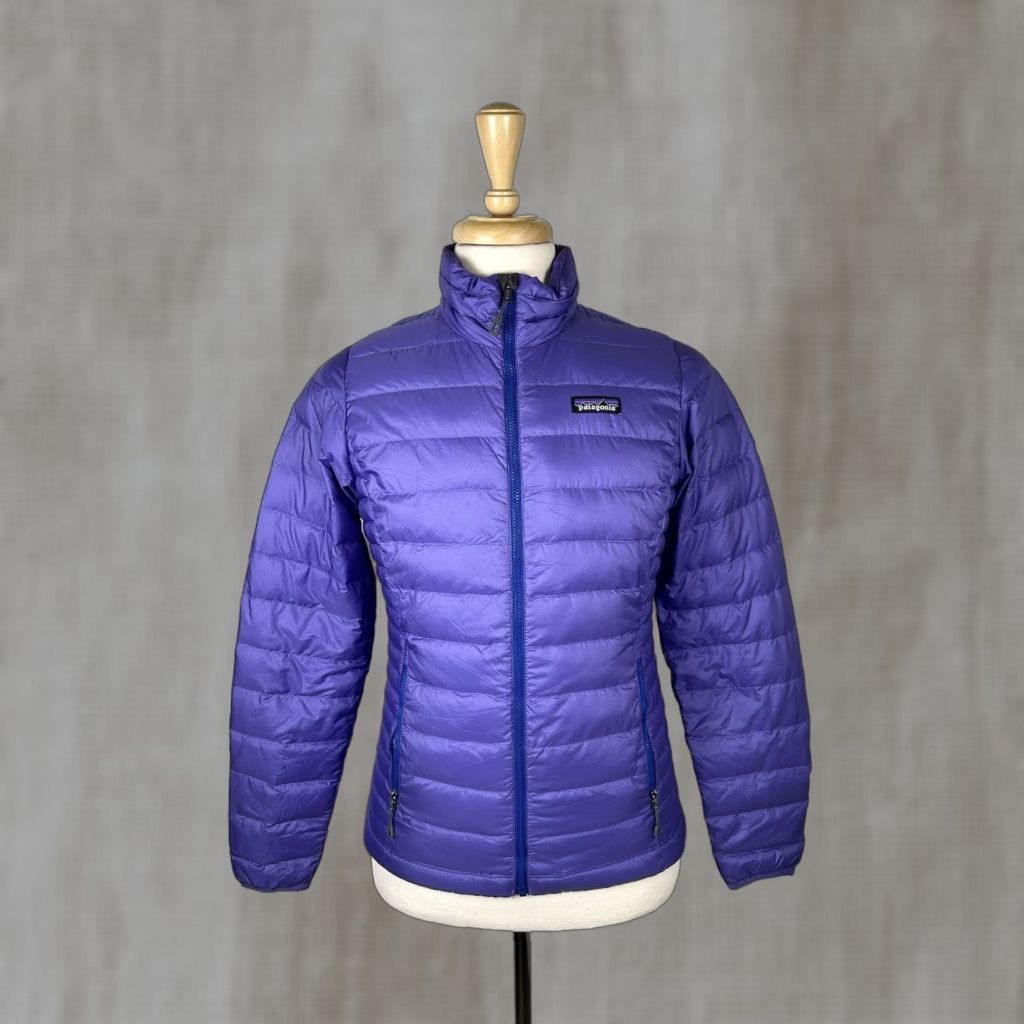 Patagonia Patagonia Jacket Women Small Purple Lightweight Puffer Full Zip Insulated Hiking Size S / US 4 / IT 40 - 1 Thumbnail