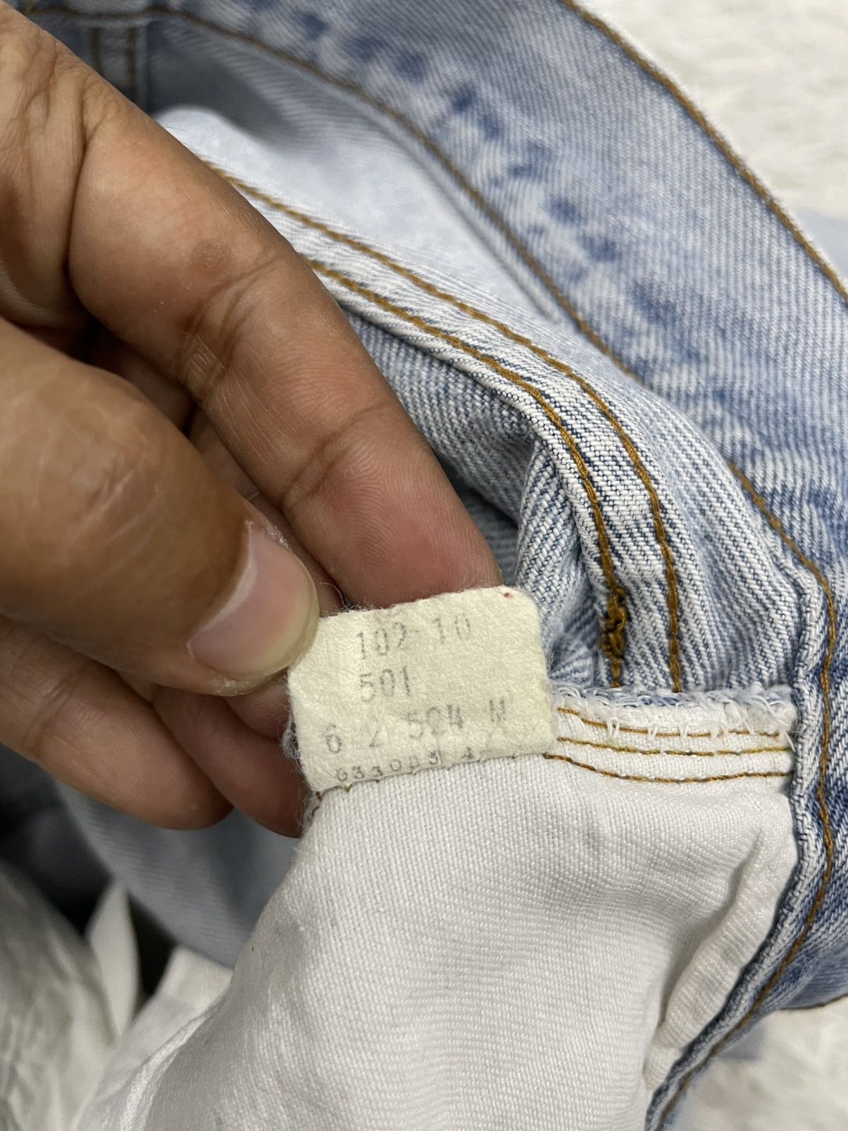 Levi's Vintage Levis 501 Denim Selfedge Pants Button No 524 Size US 28 / EU 44 - 22 Thumbnail