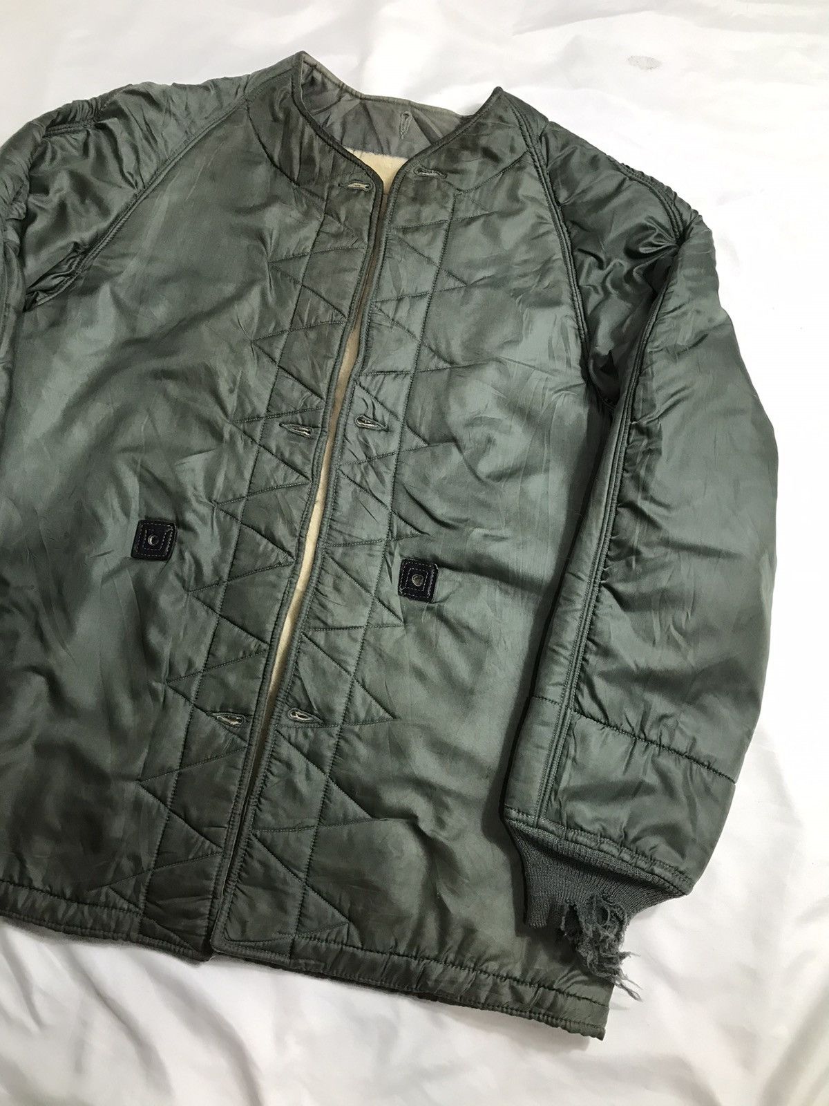 Vintage True Vintage USAF military Liner Jacket distressed Size US M / EU 48-50 / 2 - 2 Thumbnail