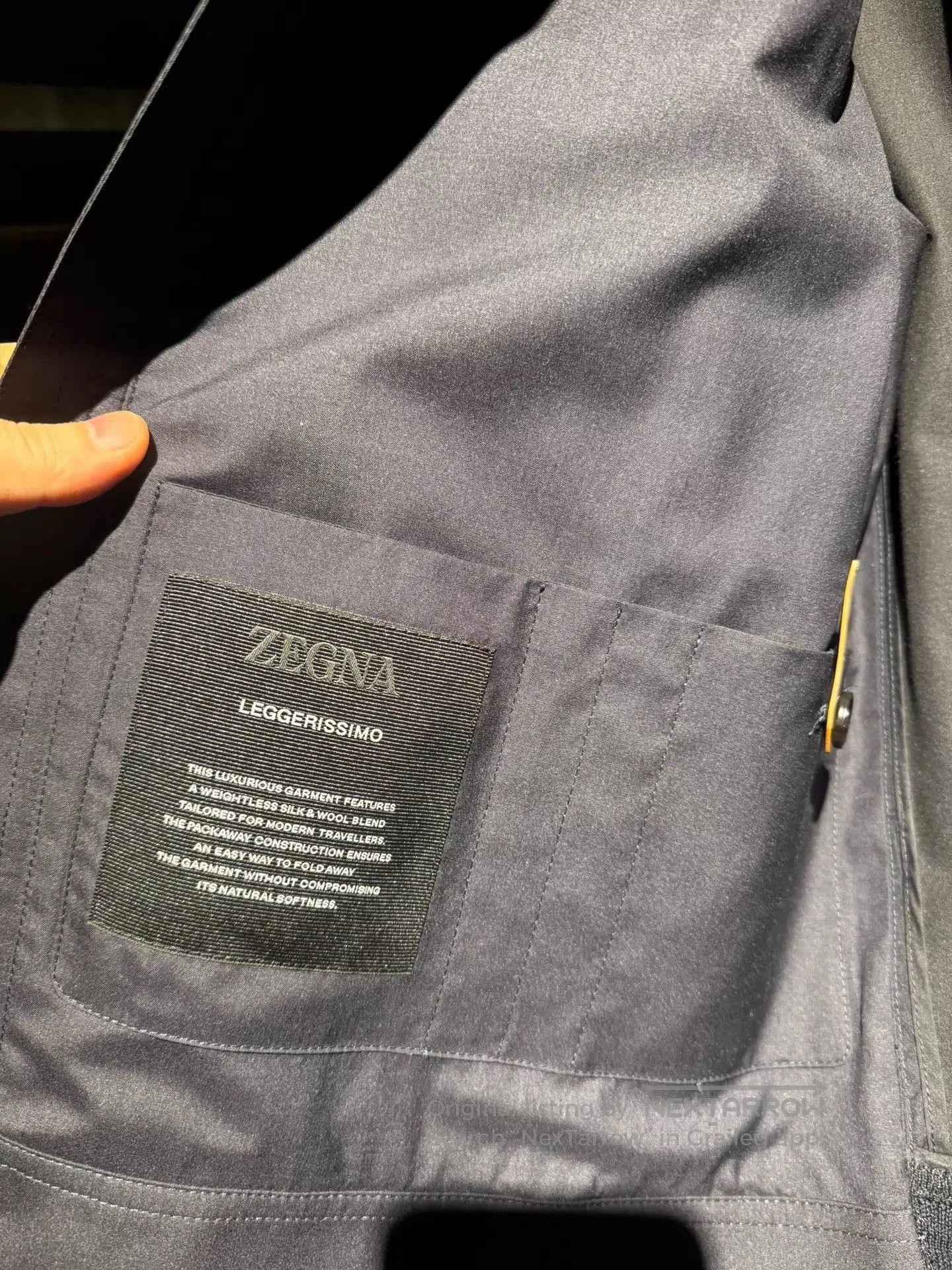 Ermenegildo Zegna Blue Lightweight Zip-Front Jacket Size S. Size US S / EU 44-46 / 1 - 3 Thumbnail