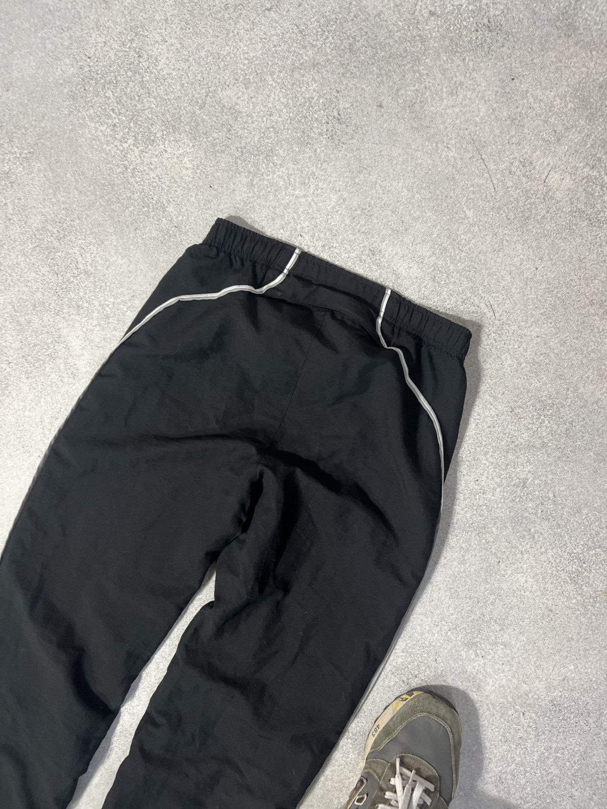 Nike Vintage Nike Track Pants Nylon Striped 00s Y2K Baggy Size US 34 / EU 50 - 8 Thumbnail