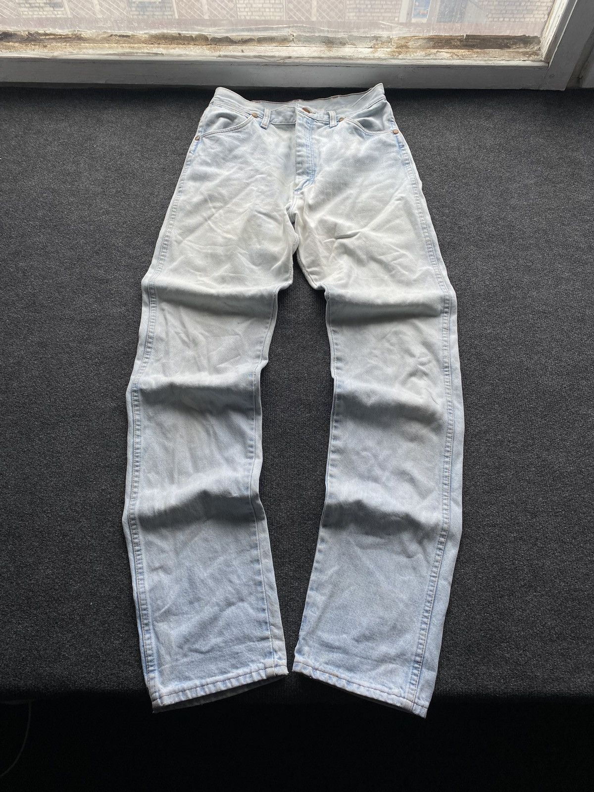 Wrangler 🔥Wrangler Vntg 80s Stone light blue washed distressed jeans Size 28" / US 6 / IT 42 - 2 Thumbnail