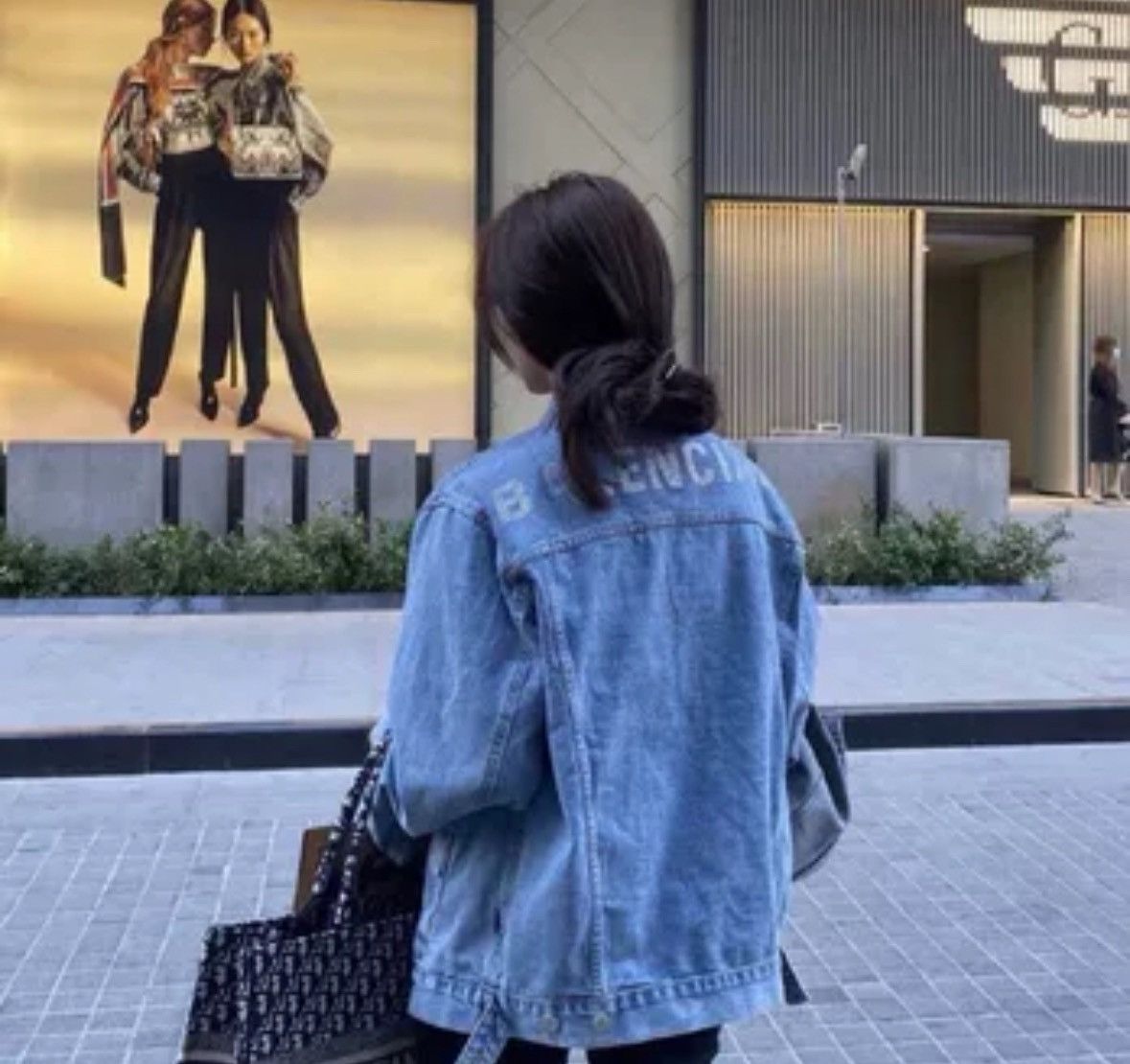 Balenciaga Balenciaga genuine oversized denim jacket Size US S / EU 44-46 / 1 - 6 Thumbnail