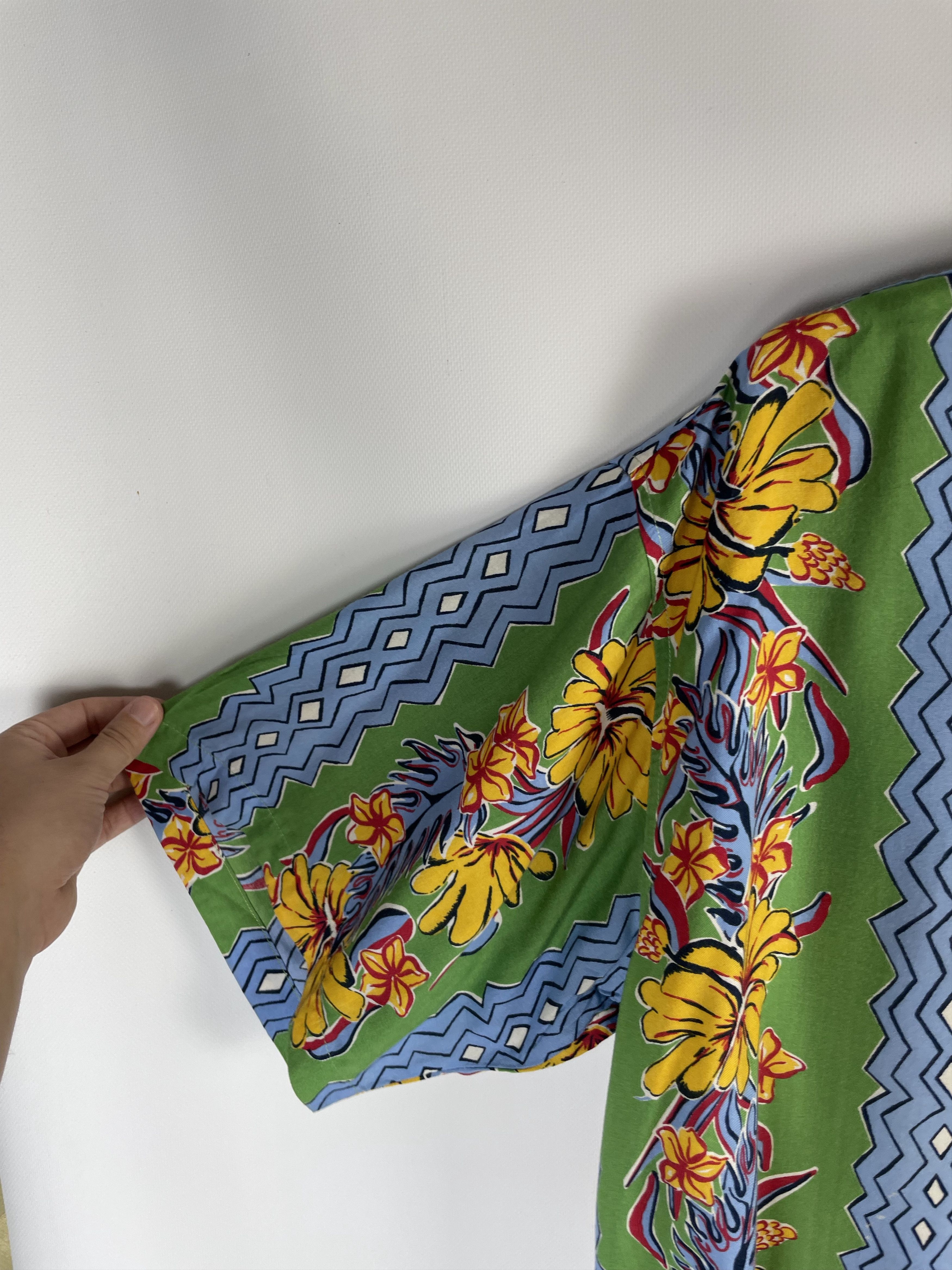 Vintage Vintage Crazy Aloha Hawaiian Shirt Size US XL / EU 56 / 4 - 5 Thumbnail