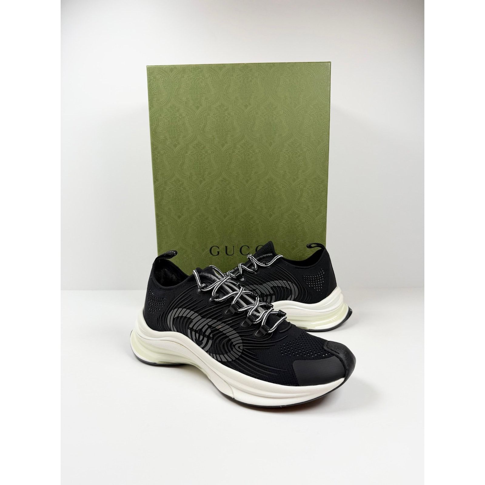 Gucci Size 7.5US - Gucci Run Knit Black Sneakers NEW Size US 7.5 / EU 40-41 - 2 Thumbnail