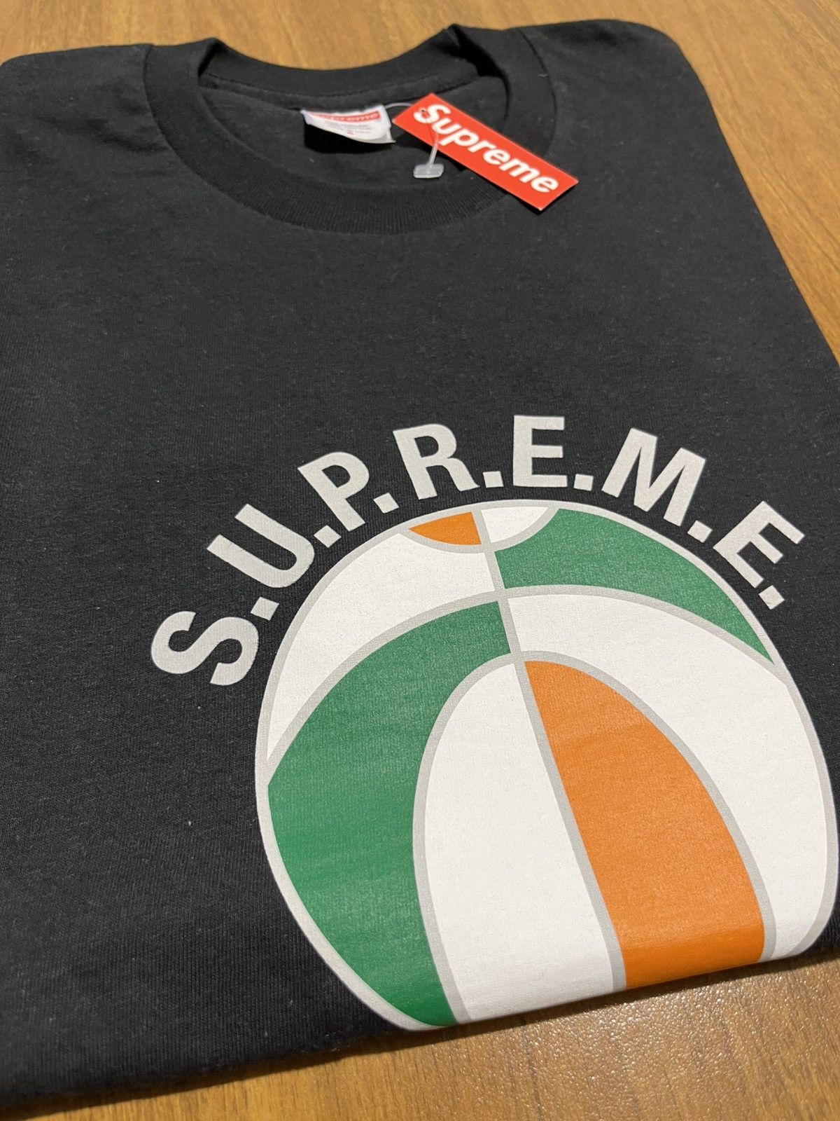 Supreme T-shirt Supreme League Tee Black Size US S / EU 44-46 / 1 - 4 Thumbnail