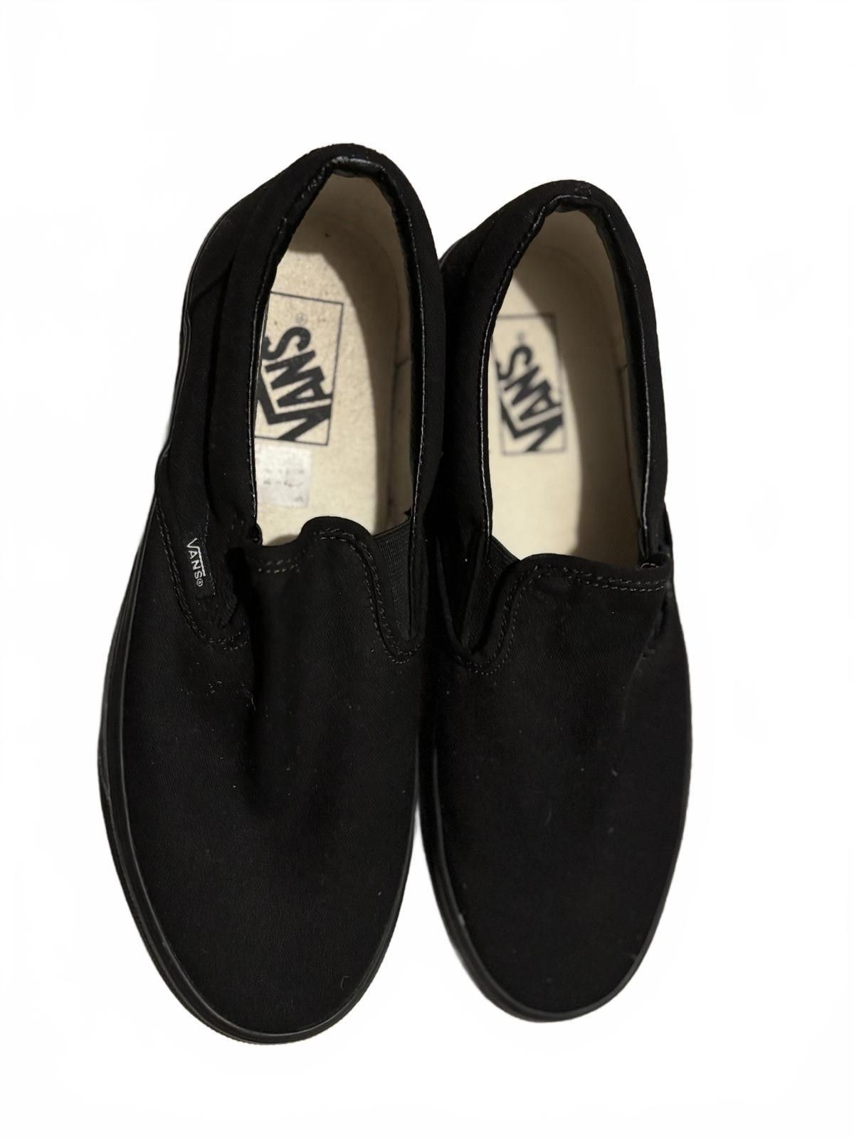 Vans NWOT Vans Classic Slip-On Sneakers - Black w 9.5/ m 8 Size US 8 / EU 41 - 3 Thumbnail