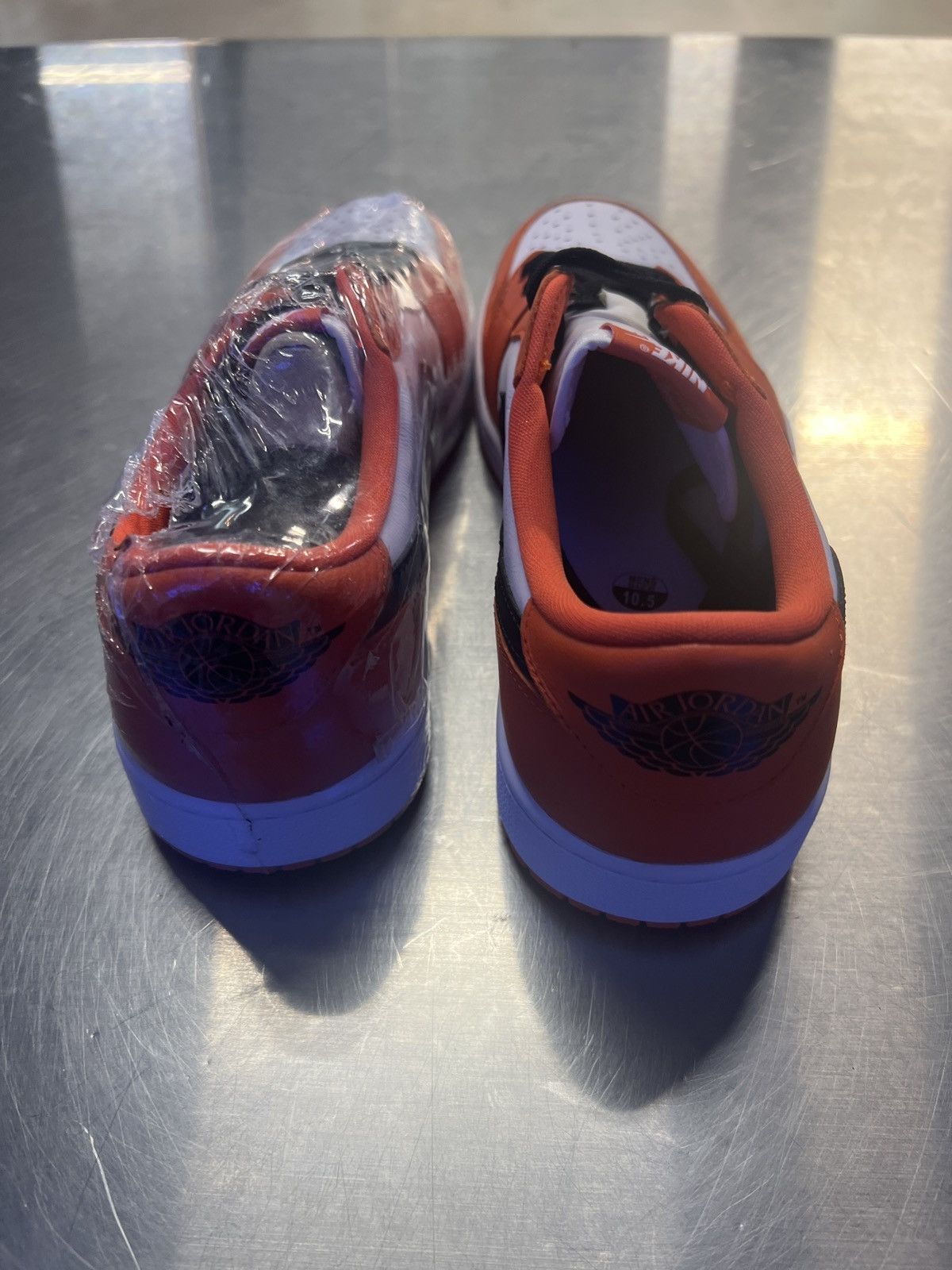 Jordan Brand Jordan 1 low starfish Size US 10.5 / EU 43-44 - 4 Thumbnail