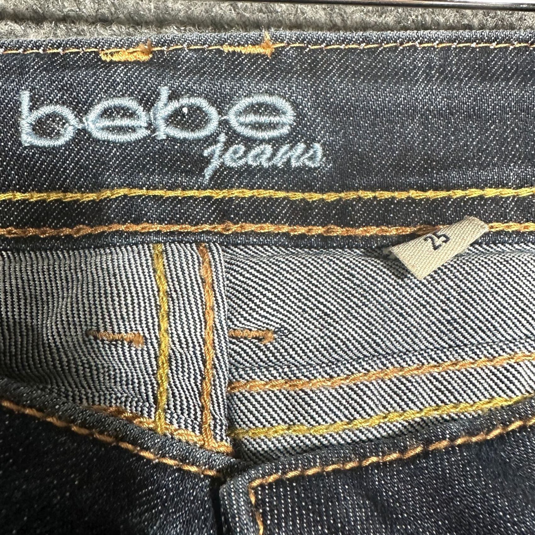Bebe bebe Jeans Womens 25 Skinny Medium Wash Cotton Blend Pockets Denim 5-Pocket Size 42" / US 20 - 4 Thumbnail