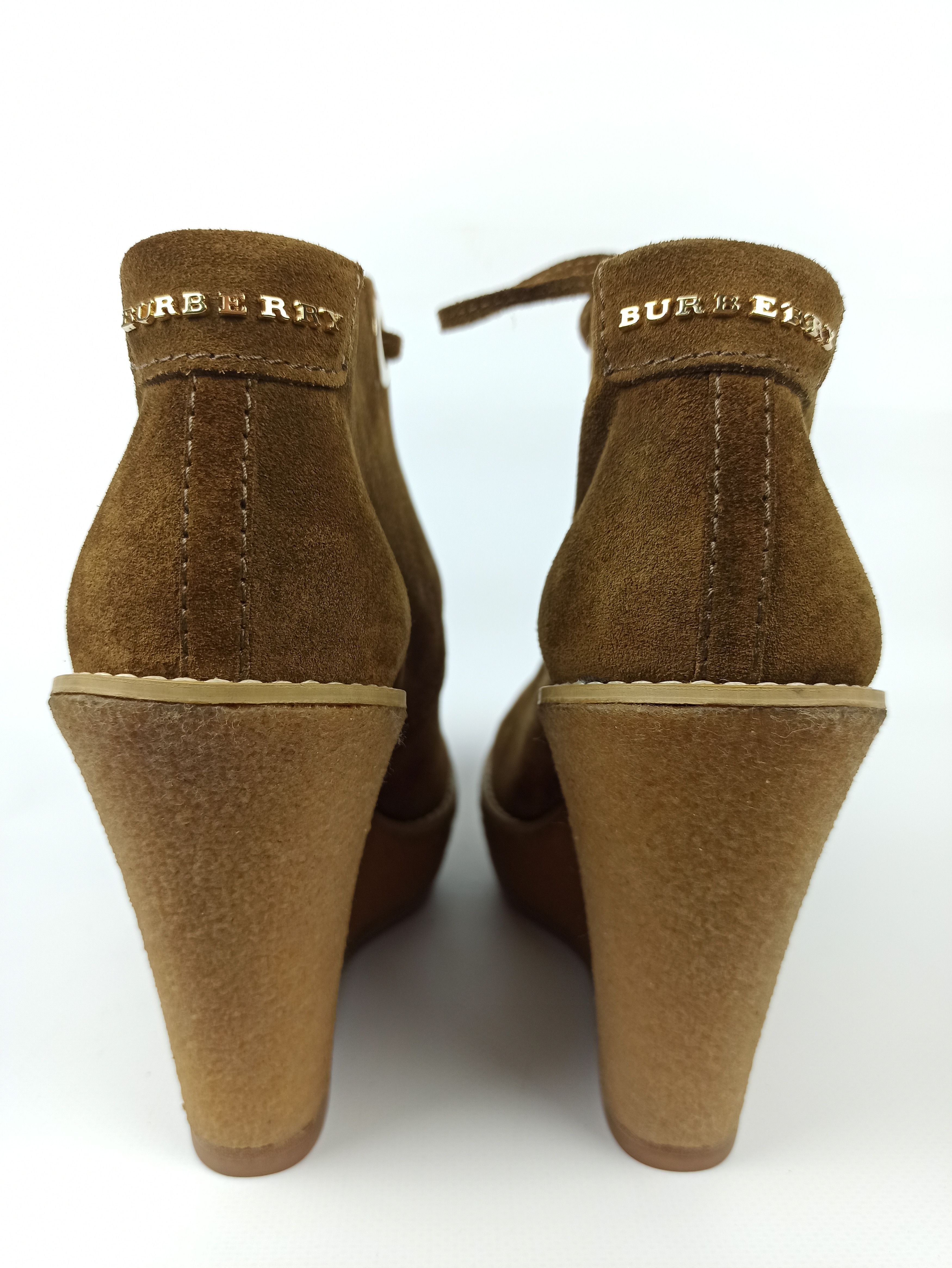 Burberry Burberry Suede Wedge Ankle Boots Size US 7.5 / IT 37.5 - 5 Thumbnail