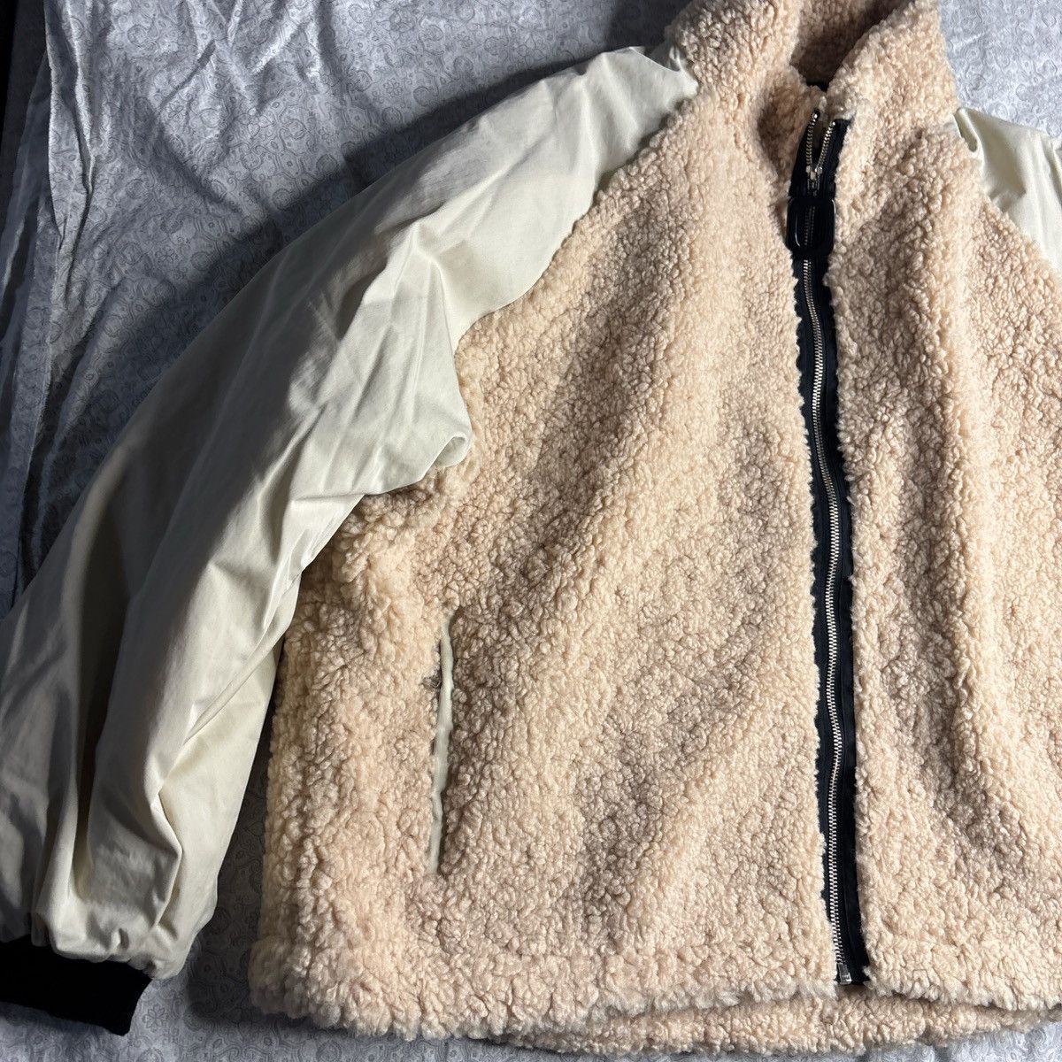 JW Anderson JW Anderson track top beige SZL L Size US L / EU 52-54 / 3 - 3 Thumbnail