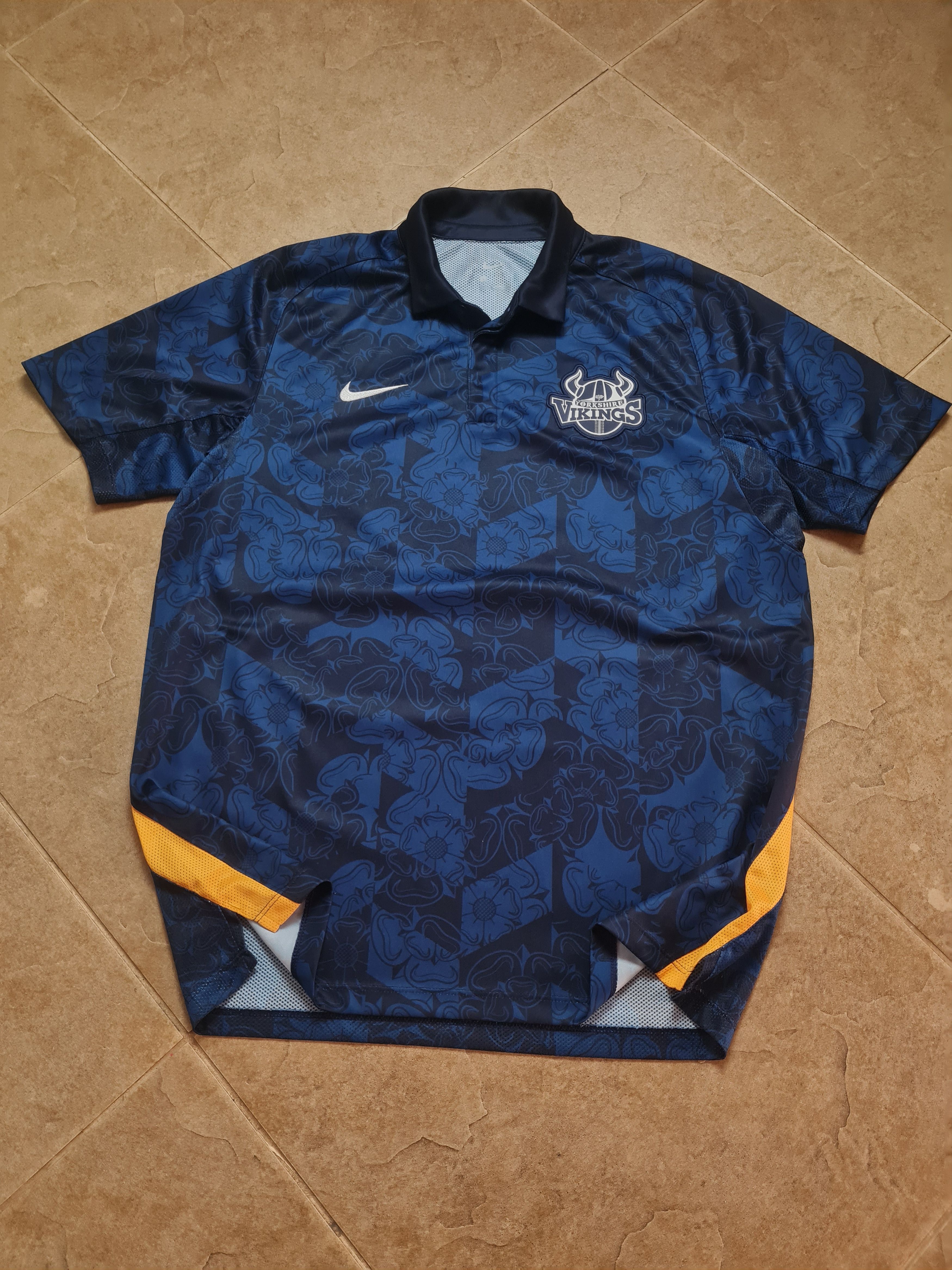 Nike Jersey Nike Cricket Dark Blue Sz L Yorkshire Vikings County Size US L / EU 52-54 / 3 - 4 Thumbnail