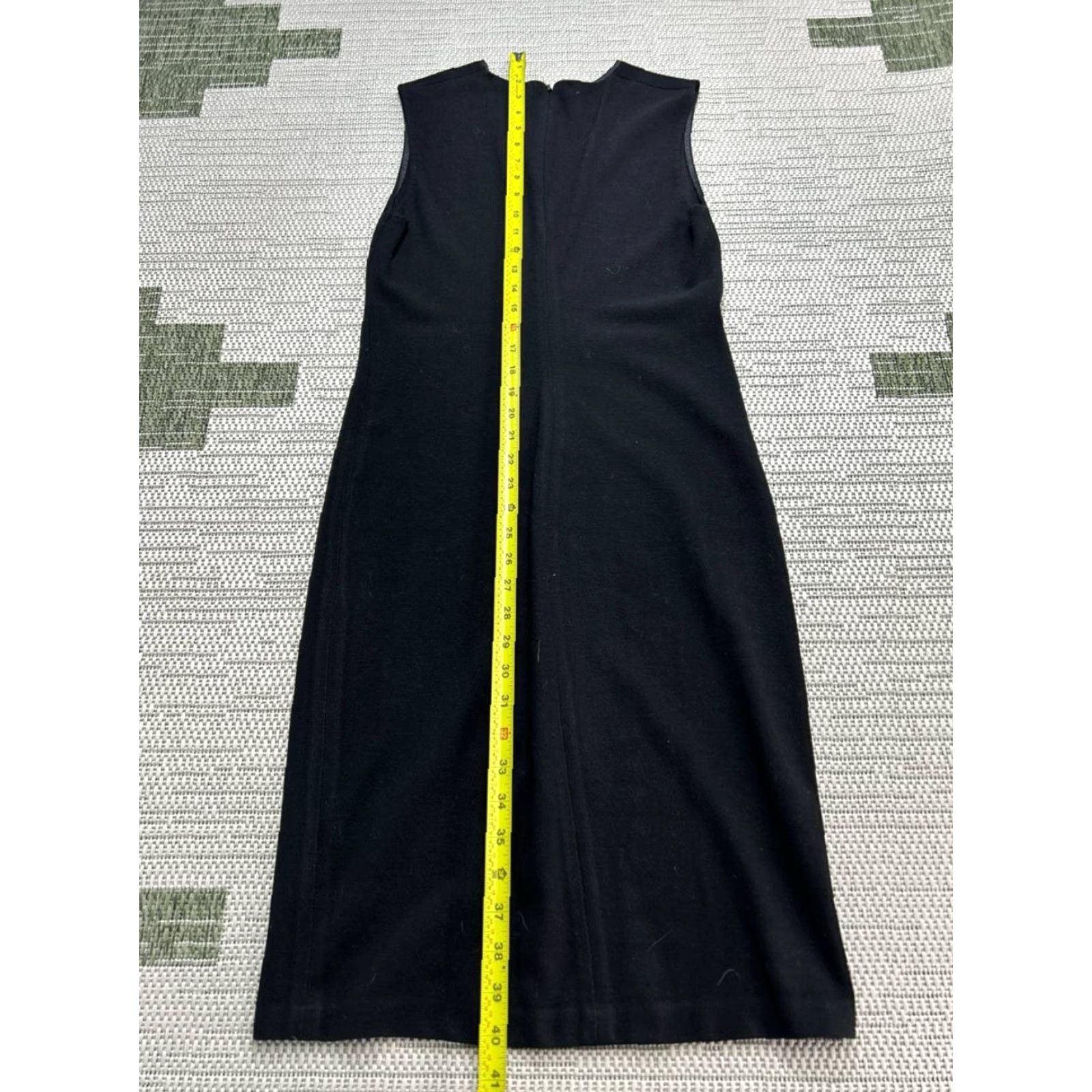 Vince Vince Womens Dress 6 Black Knit Bodycon V-Neck Sleeve-less Party/Cocktail Knee Length Vintage No Size M / US 6-8 / IT 42-44 - 7 Thumbnail