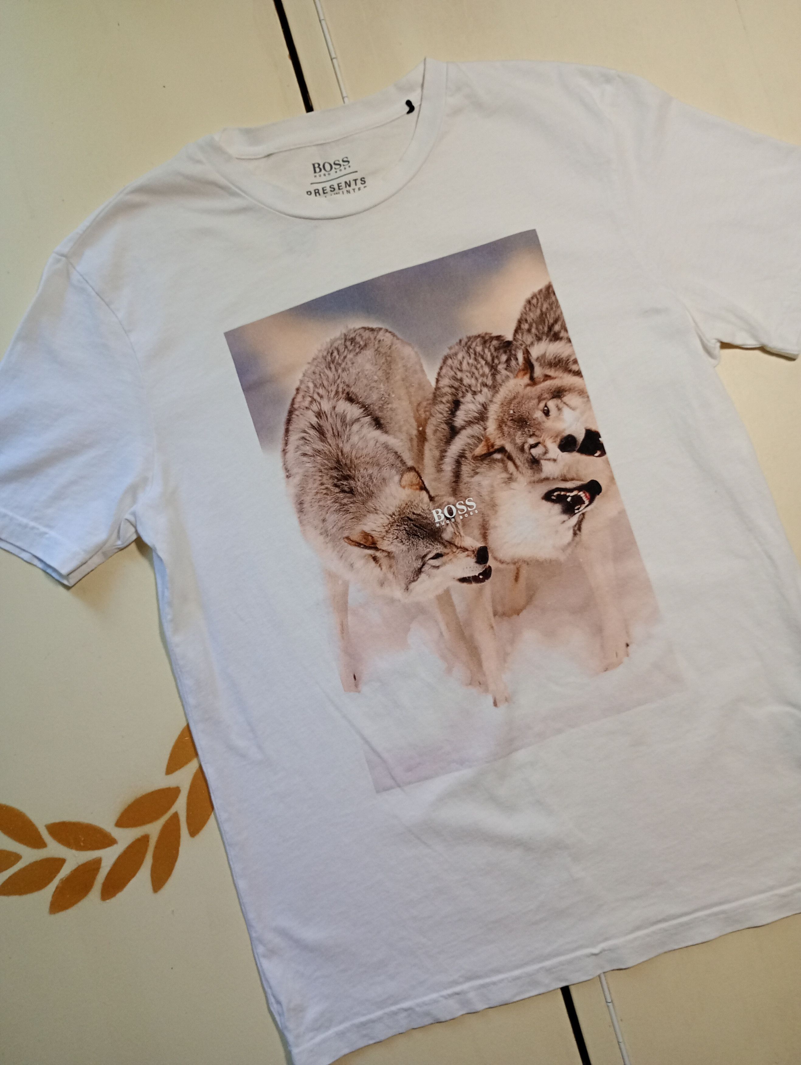 Hugo Boss Hugo Boss Wolf Printed T-Shirt Size US M / EU 48-50 / 2 - 4 Thumbnail