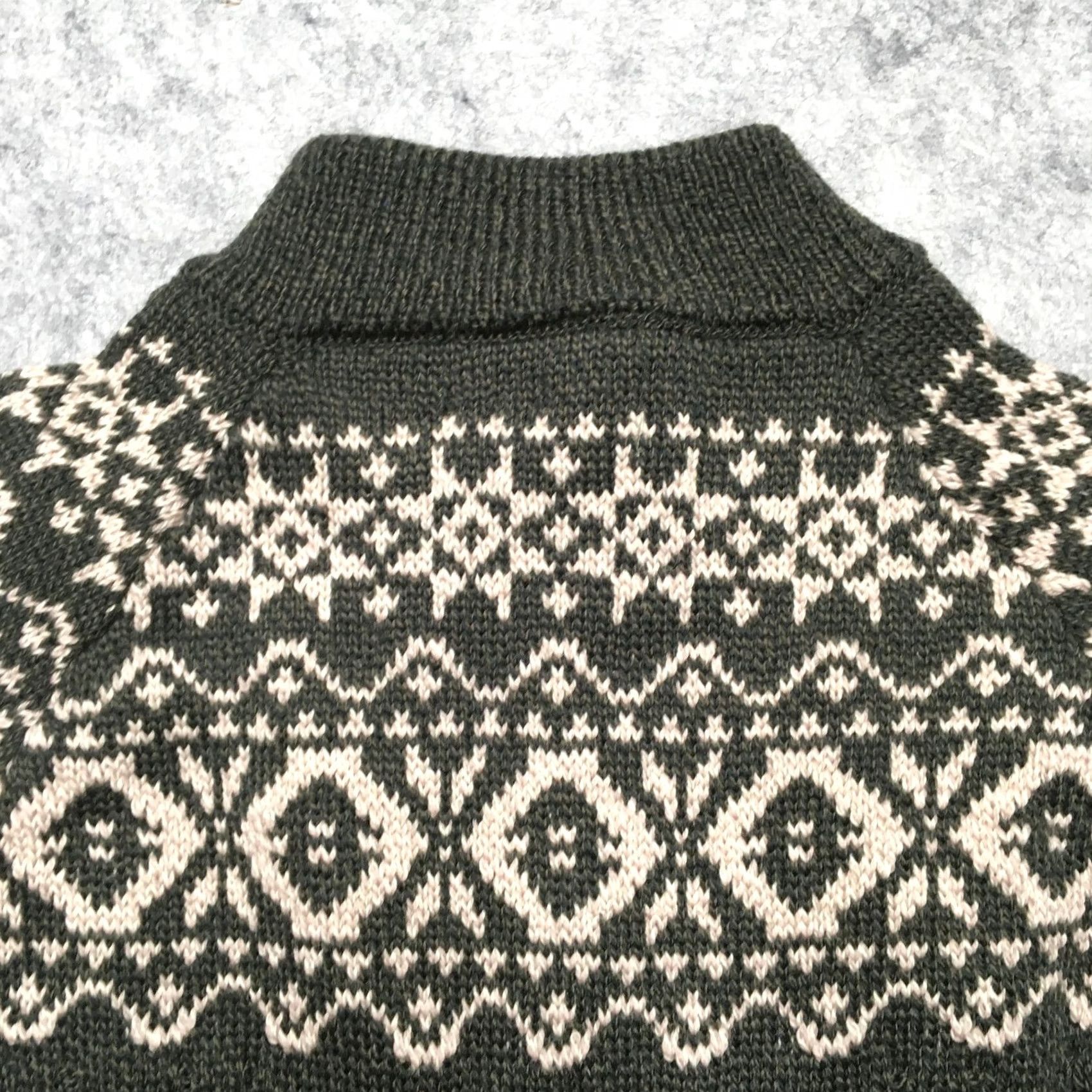 Market Aran Sweater Market Mens Large Green 1/4 Zip Mock Neck Wool Fair Isle Merino Cable-Knit Heavyweight Pullover Sweater Seasonal Fall Winter casual Mens Size US L / EU 52-54 / 3 - 6 Thumbnail
