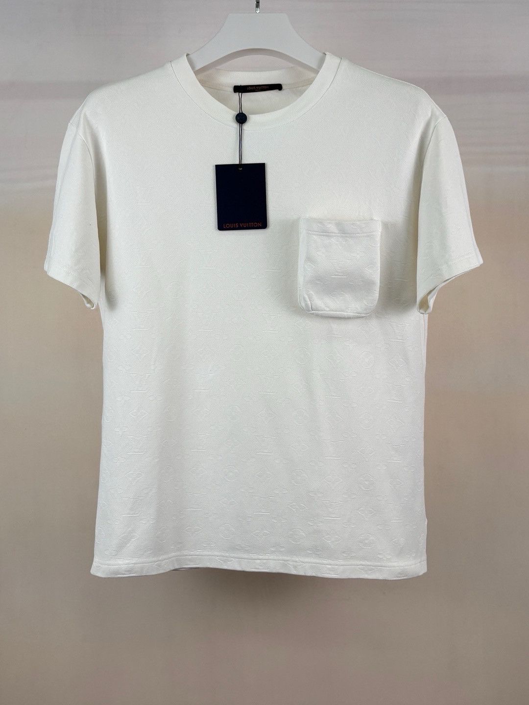 Louis Vuitton Louis Vuitton Monogram T-Shirt Size M Size US M / EU 48-50 / 2 - 1 Thumbnail