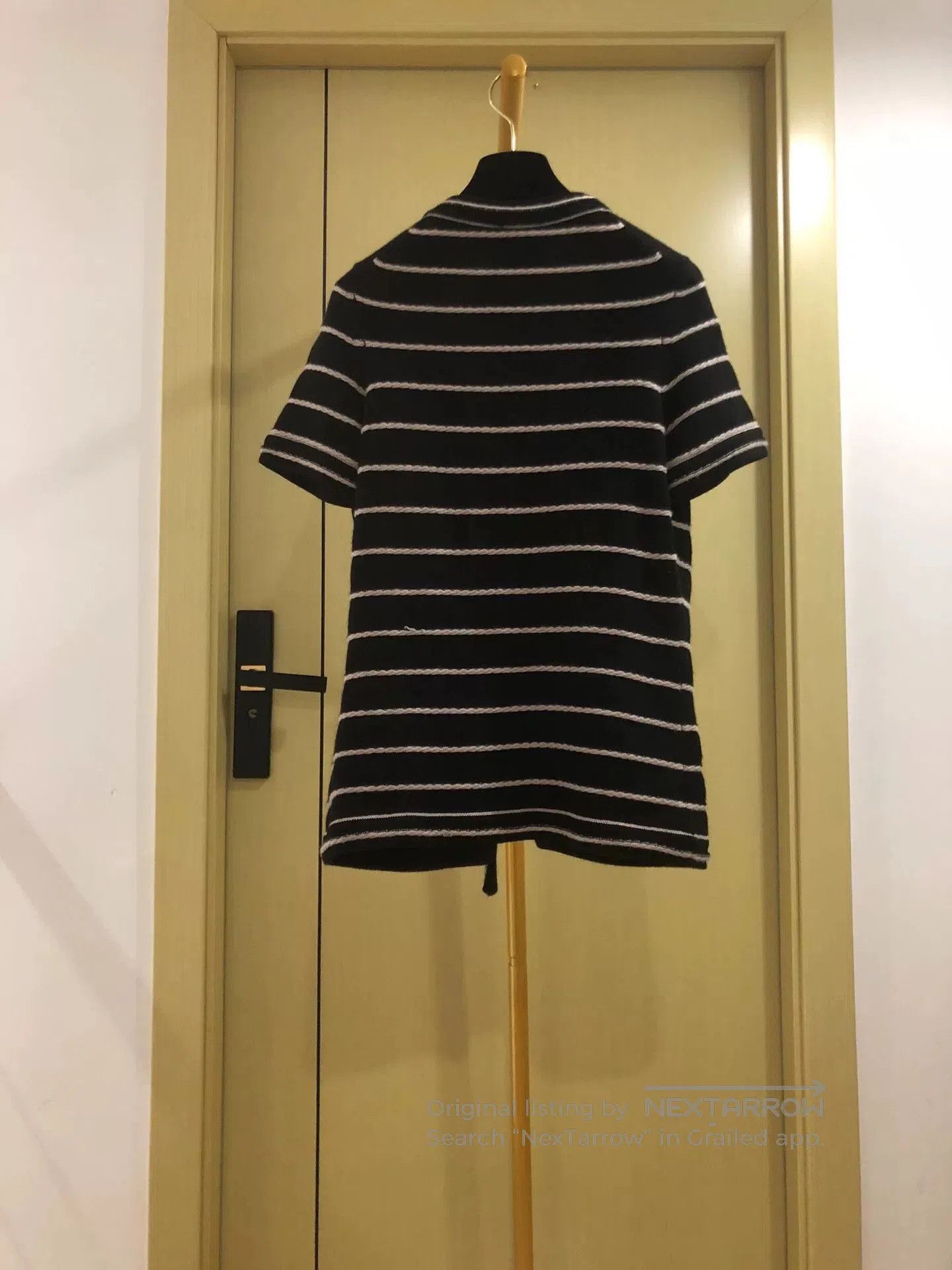 Chanel Chanel Black and White Striped Cardigan. Size M / US 6-8 / IT 42-44 - 2 Thumbnail