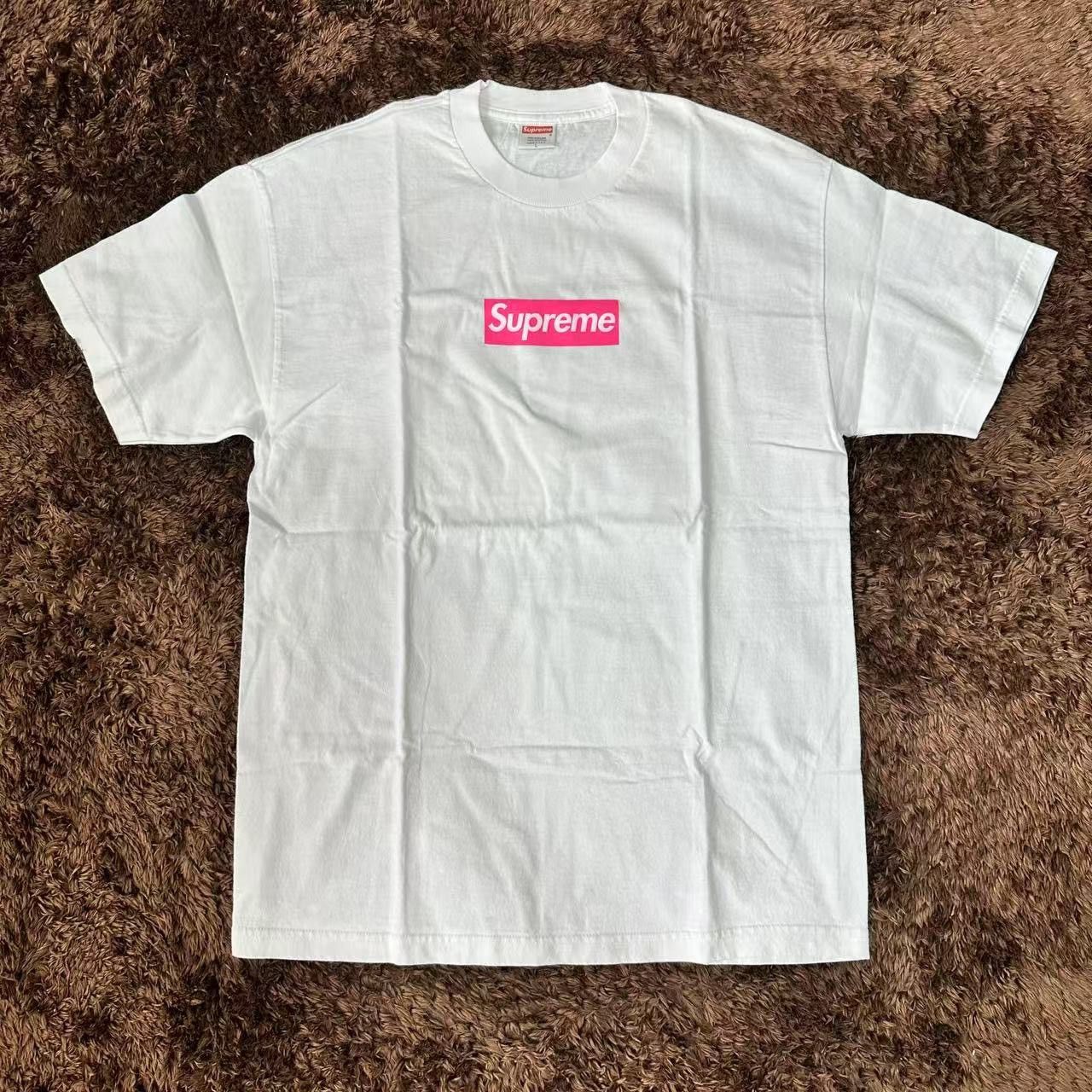 Supreme 2005 pink on White box logo tee